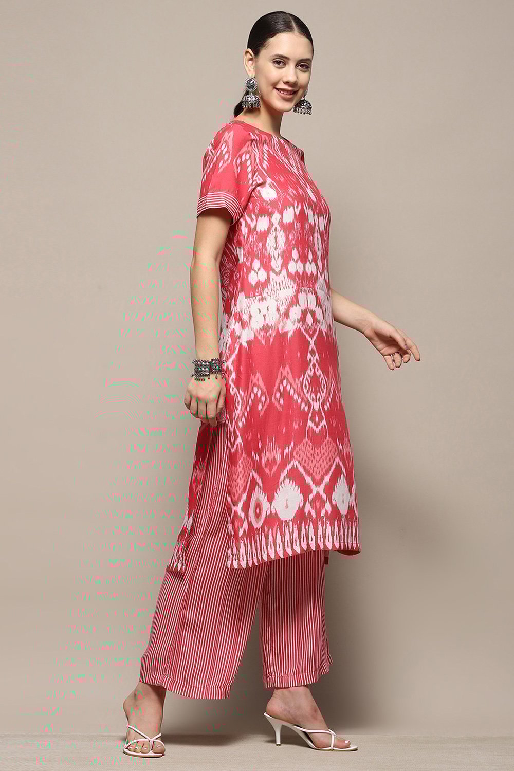 Blue Printed Straight Kurta Set image number 5