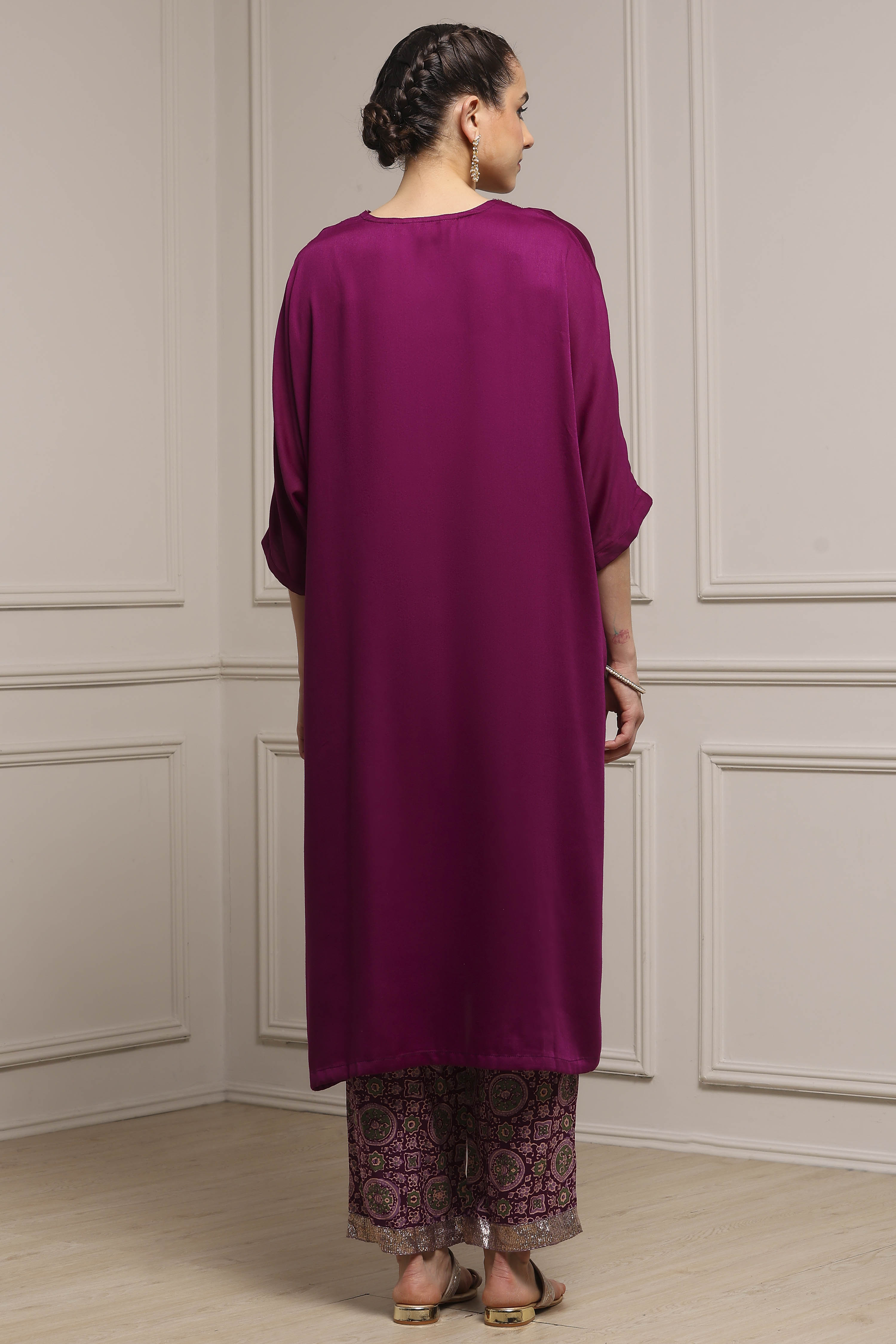Red Satin Solid Kaftan-Style Kurta Set image number 4