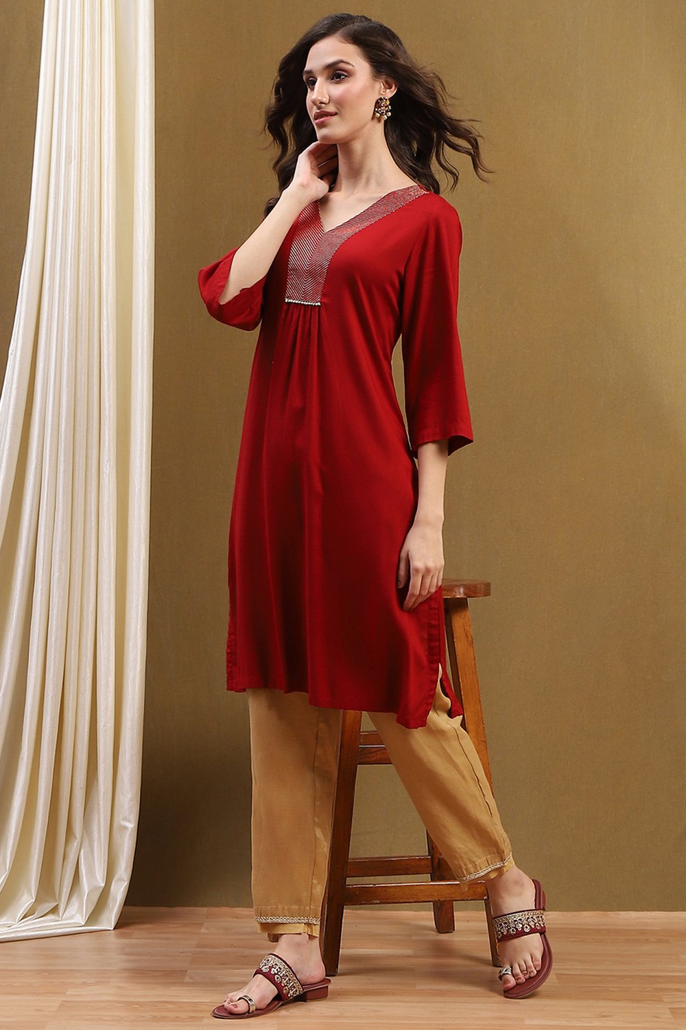 Bottle Green Solid Gathered Straight Kurta image number 0