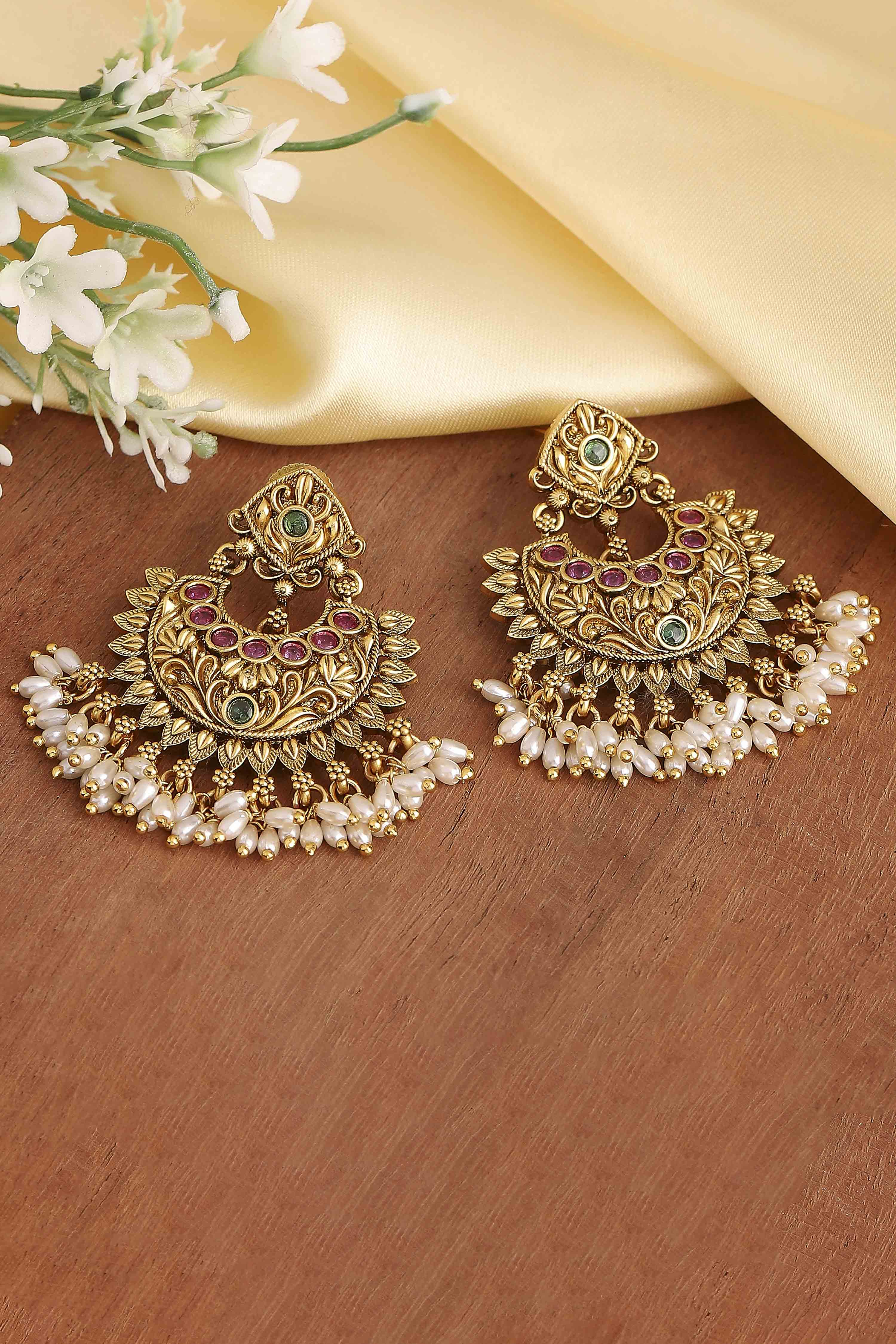 Gold Brass Chaandbali image number 0