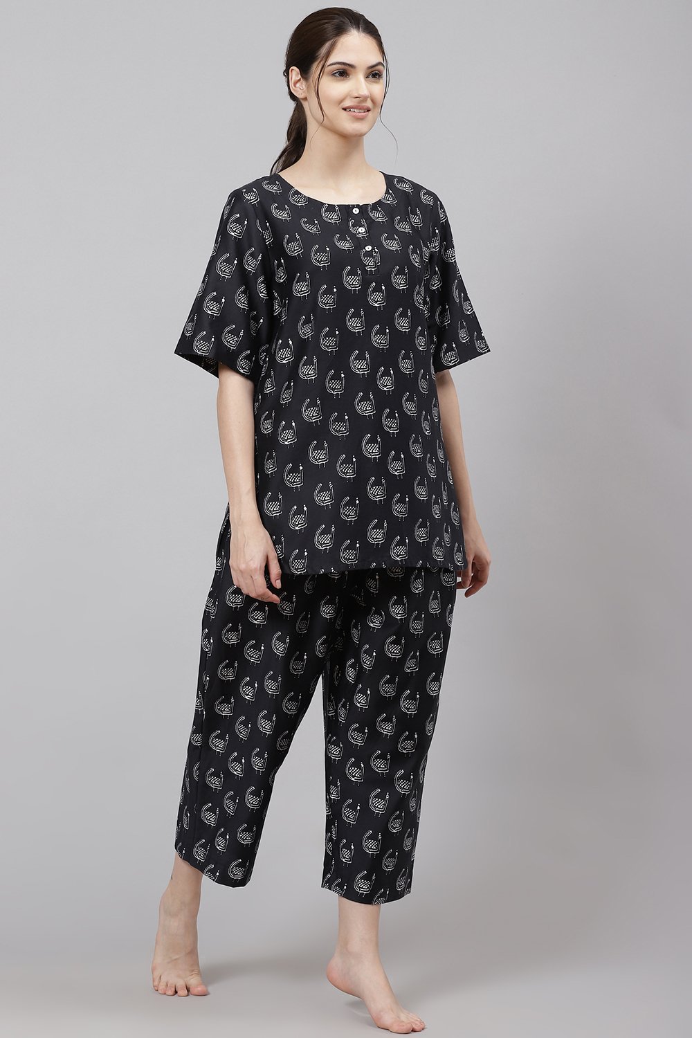 Black Straight Cotton Three Piece Printed Sleepwear Set image number 5