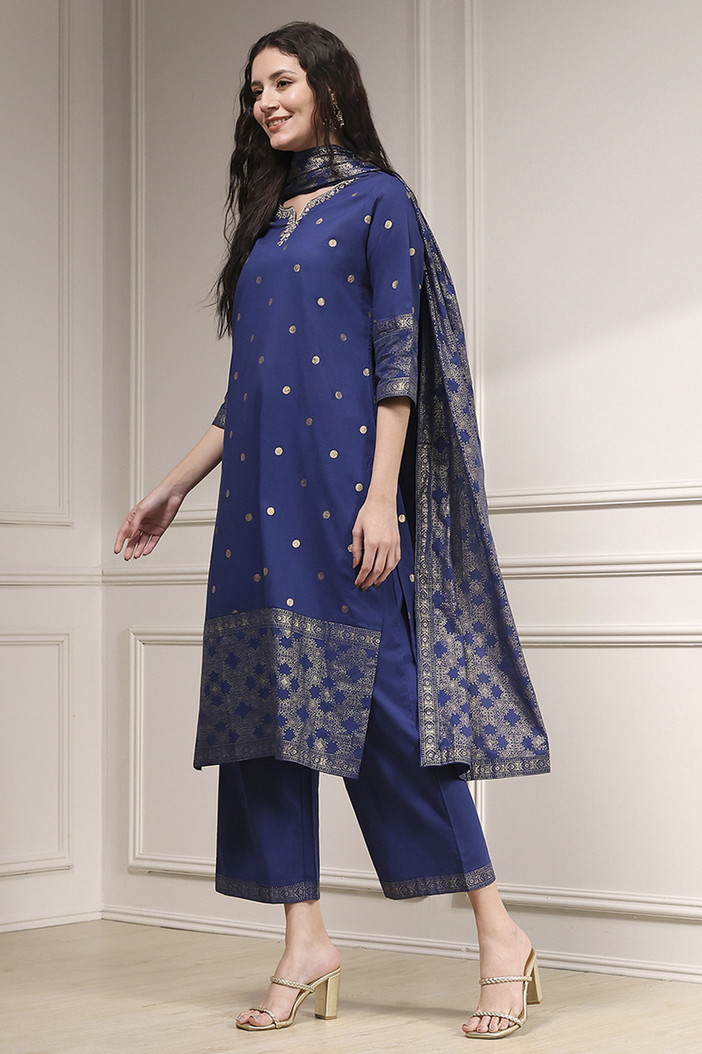 Blue Cotton Printed Straight Suit Set image number 3
