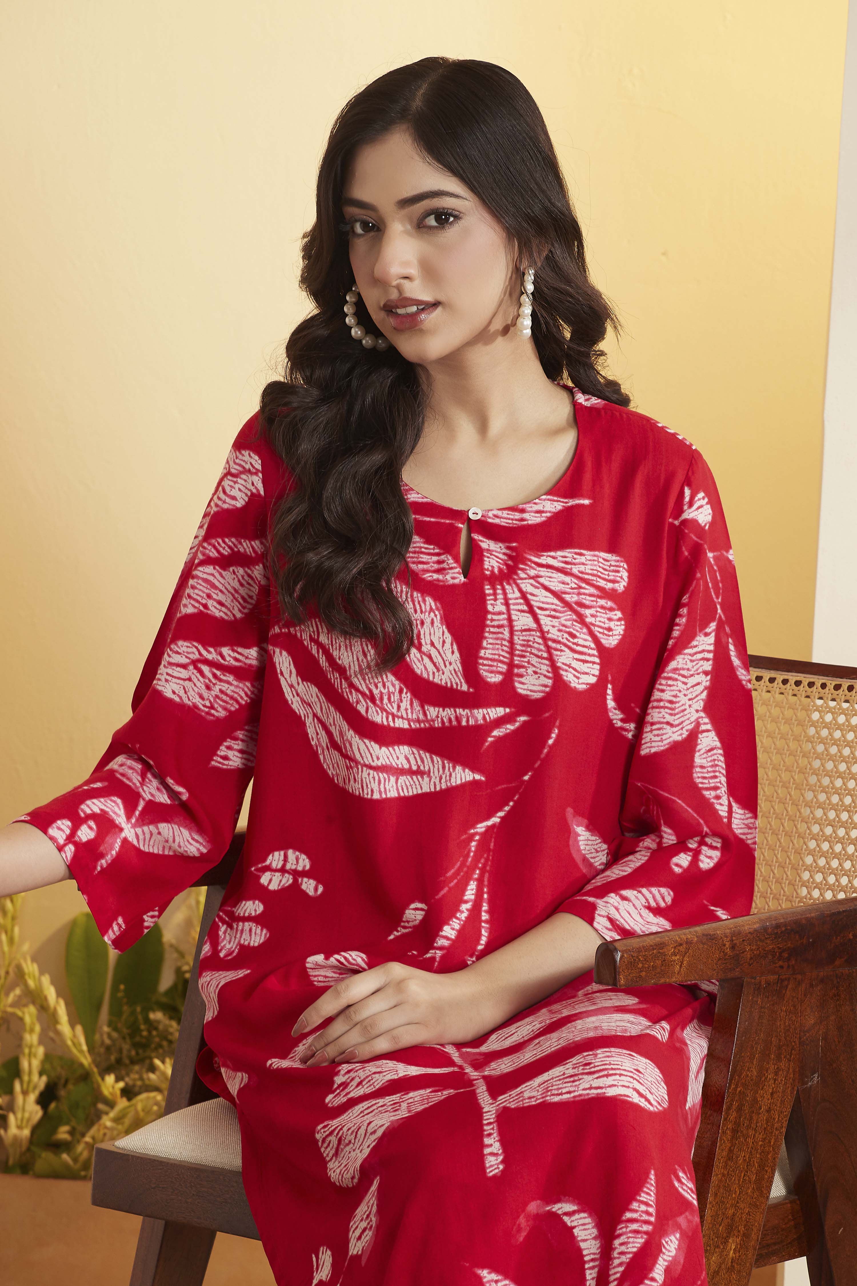 Red Viscose Rayon Leaf Printed A-Line Kurta Set image number 1