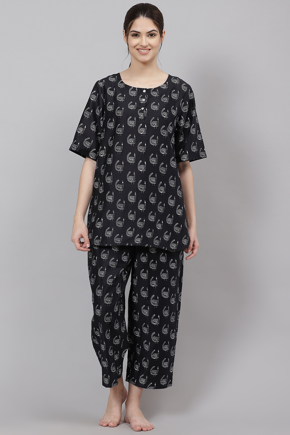 Black Straight Cotton Three Piece Printed Sleepwear Set image number 3