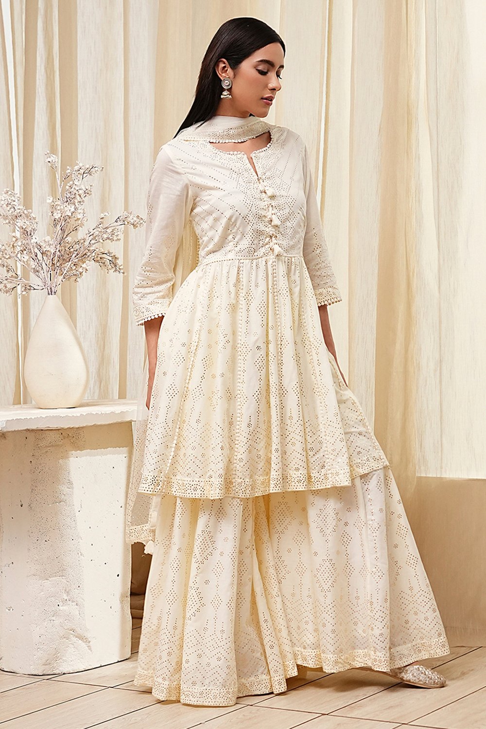 Off-White Cotton Metallic Flared Suit Set image number 5