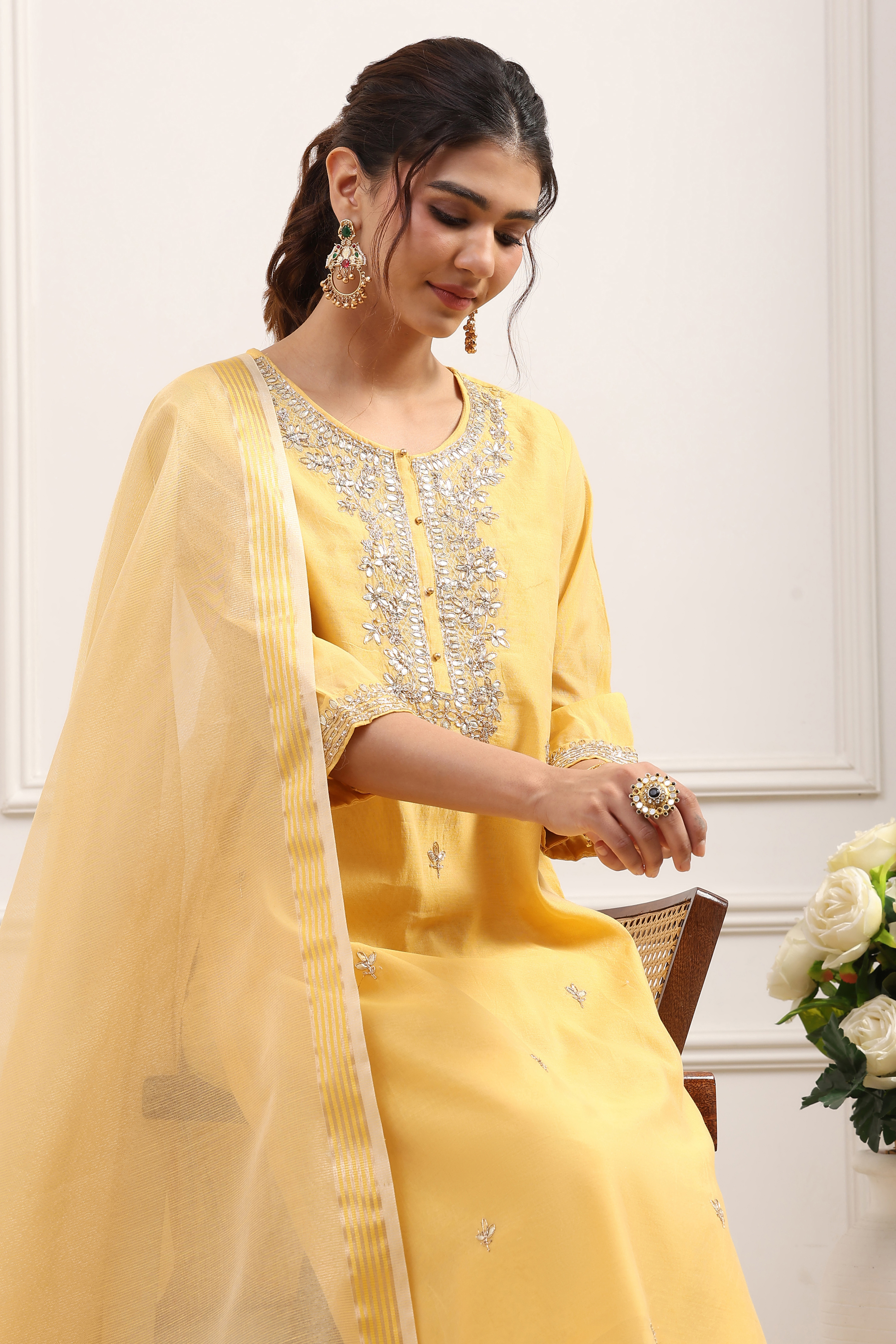 Green Poly Chanderi Sequin Embroidered Straight Suit Set image number 7
