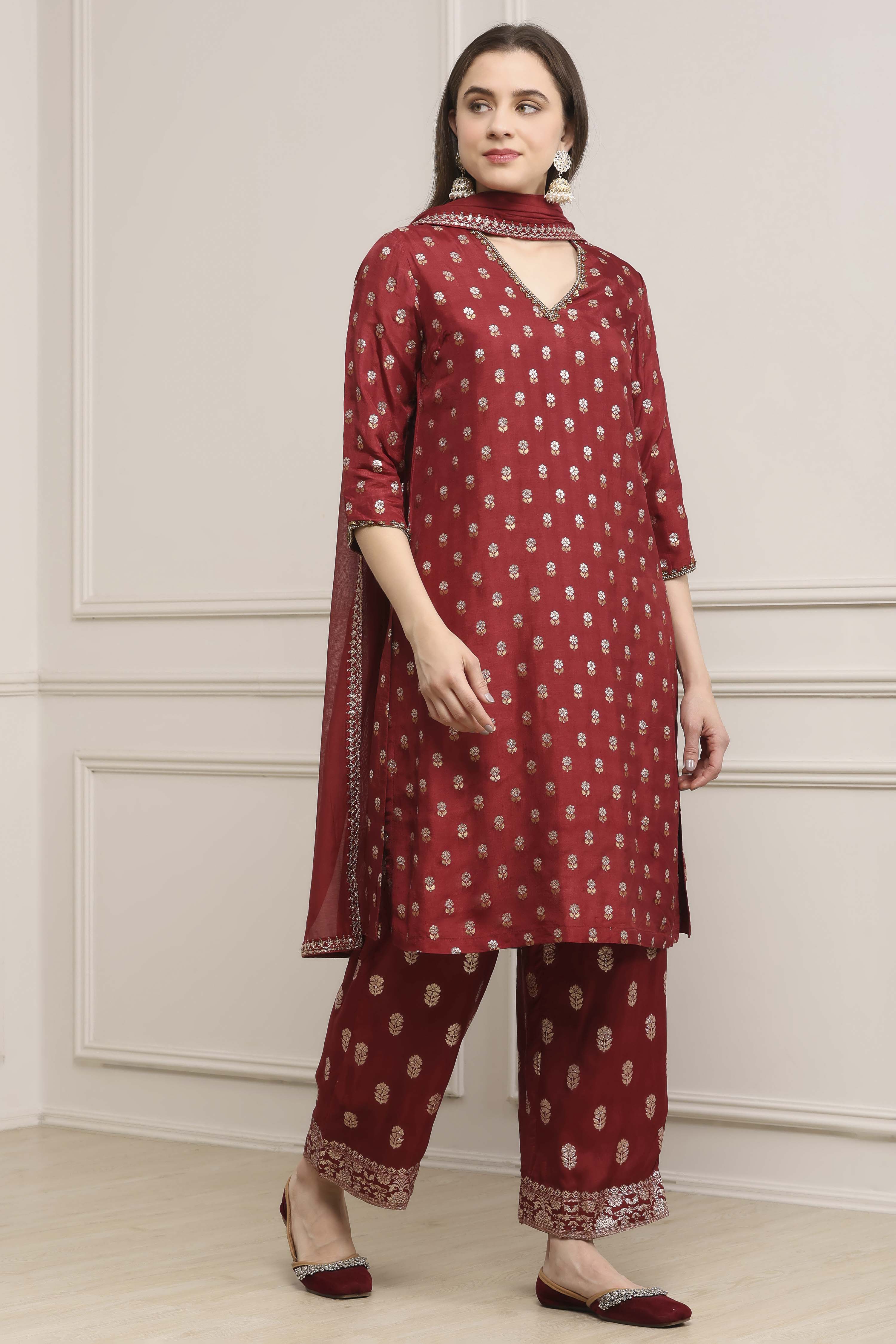 Purple Viscose Dupion Printed Straight Suit Set image number 5