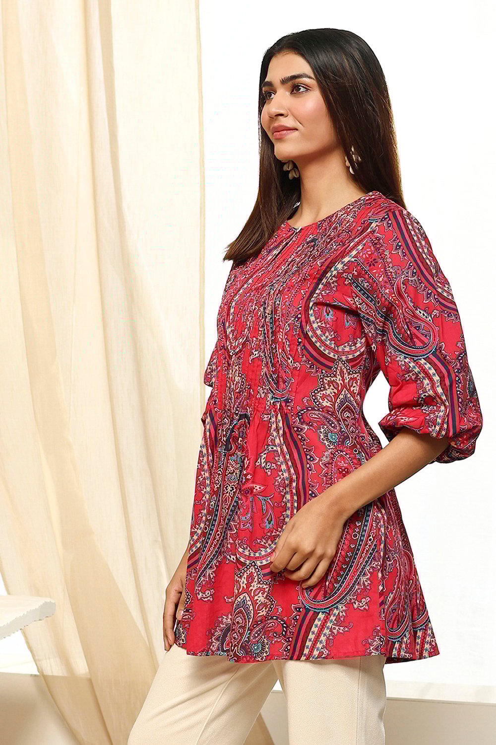 Magenta Cotton Printed A-Line Short Kurta image number 2