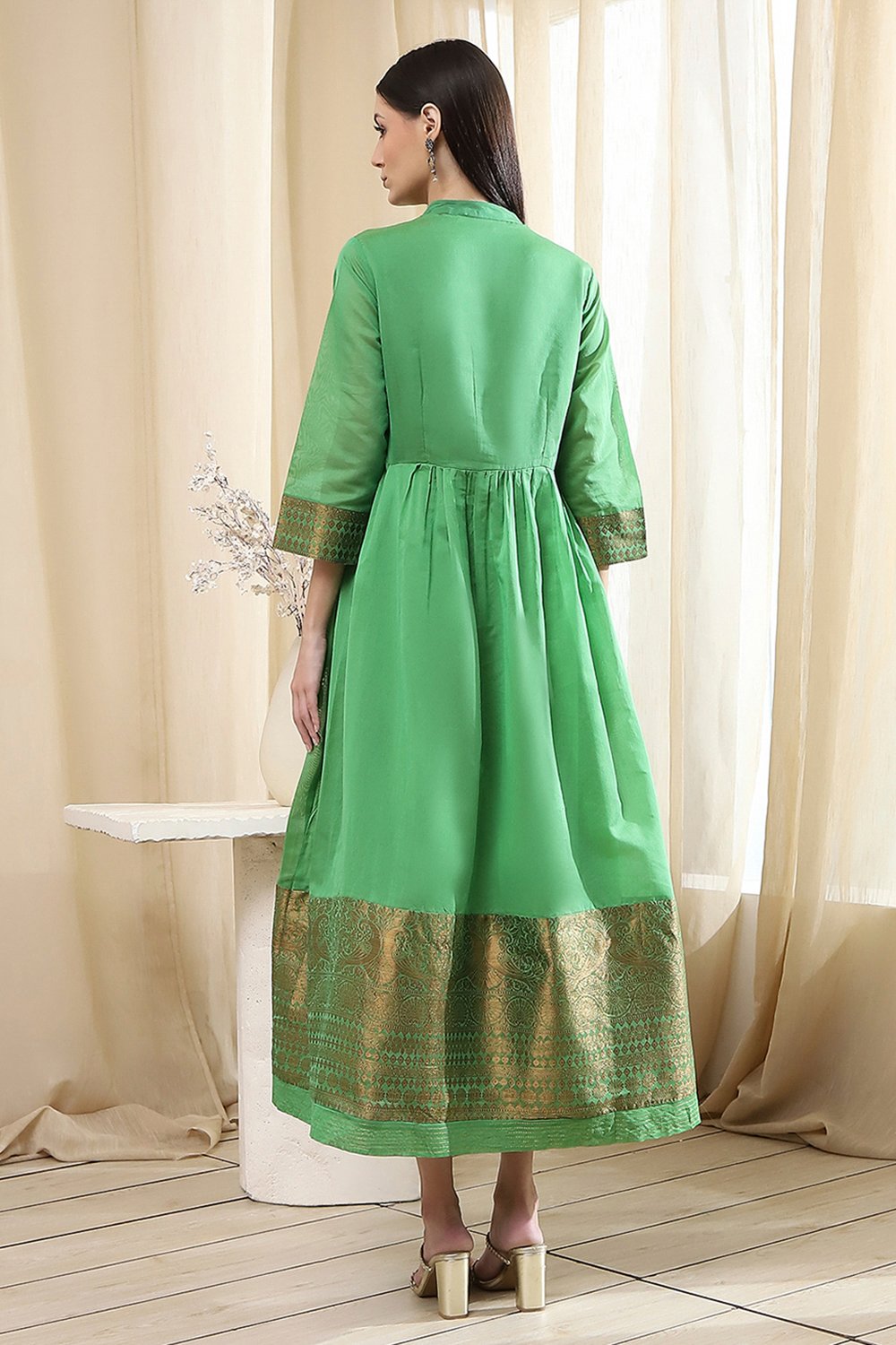 Fuschia Polyester Blend  Kurta image number 3