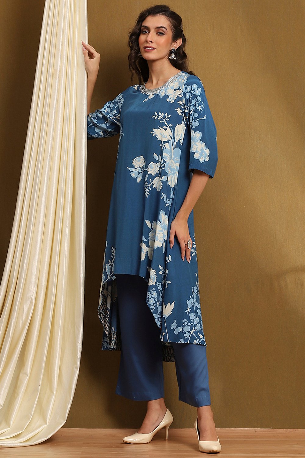 Coral Modal Floral Printed Asymmetric Kurta Set image number 6