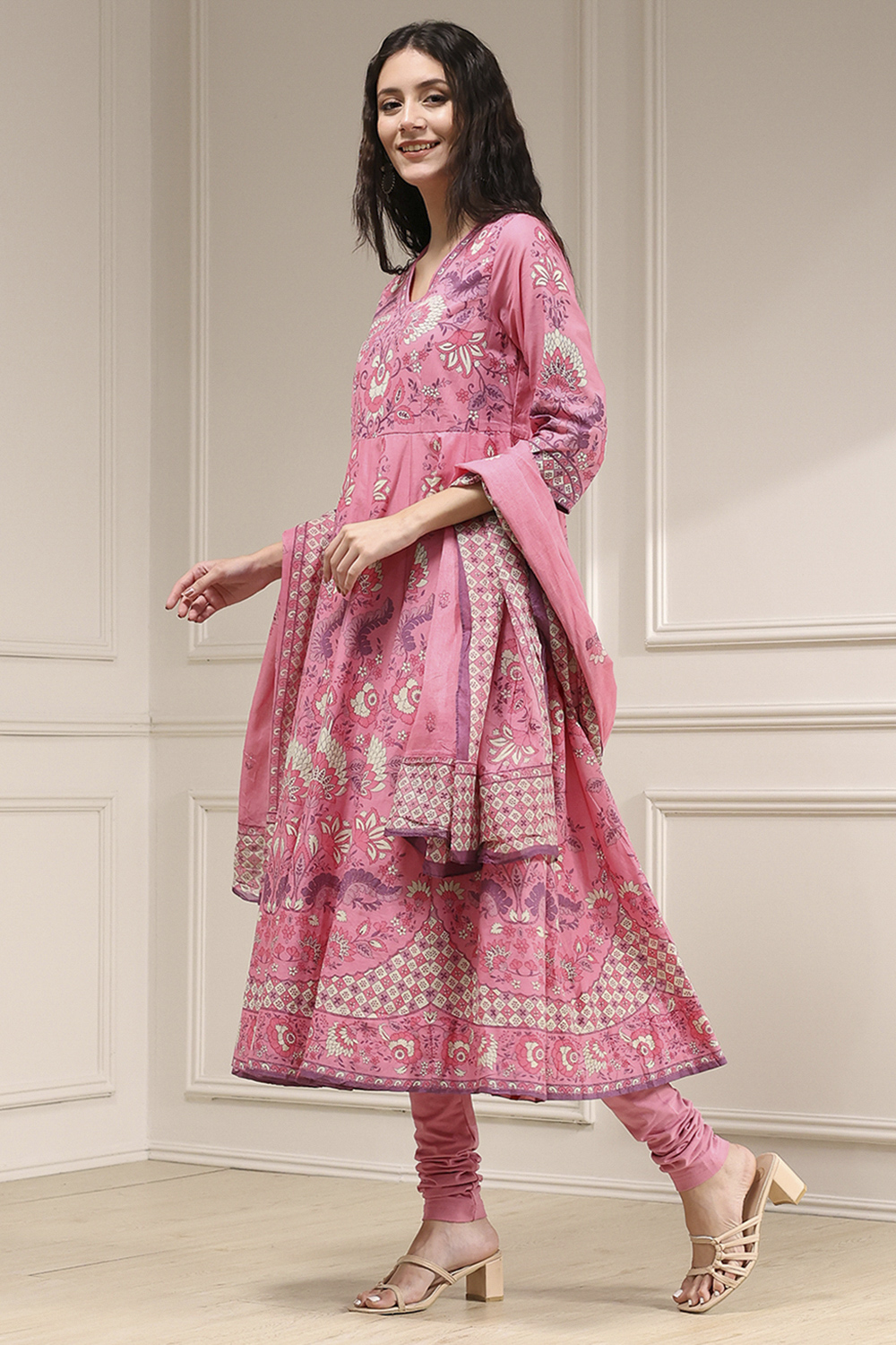 Light Pink Cotton Printed Anarkali Suit Set image number 3