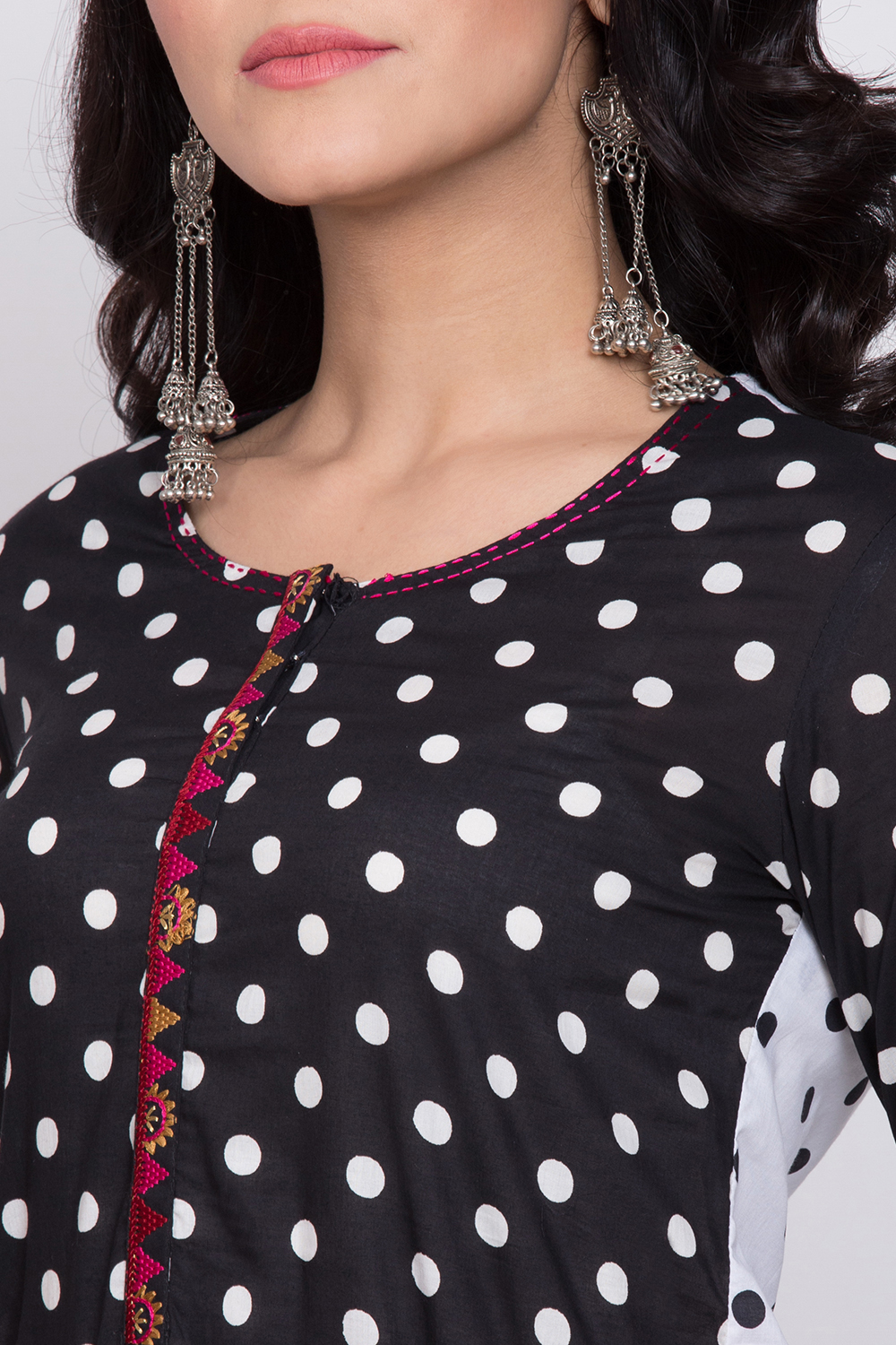 Black And White Cotton Straight Printed Kurta image number 1