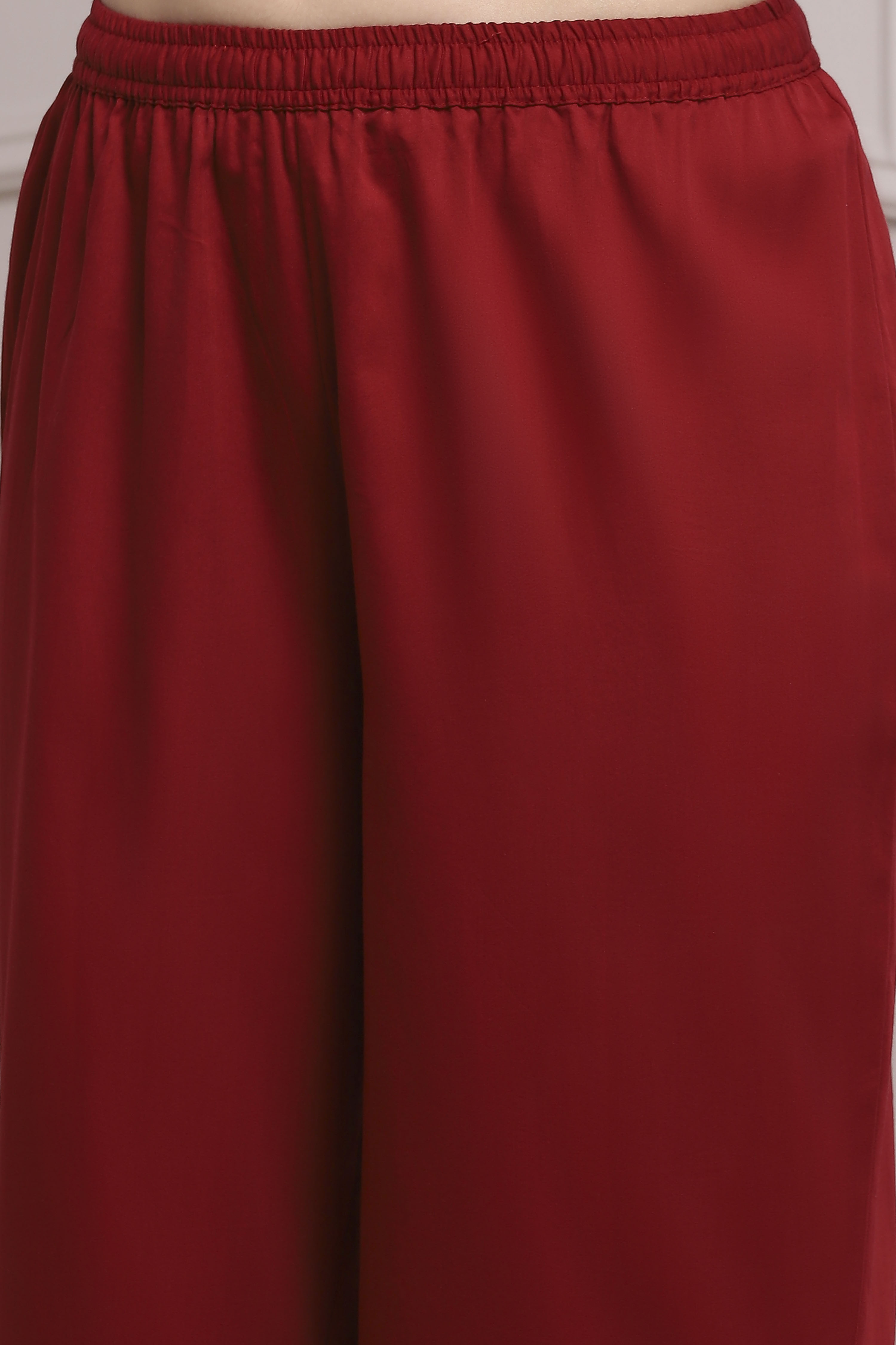 Blue Polyester Blend Straight Solid Suit Set image number 2