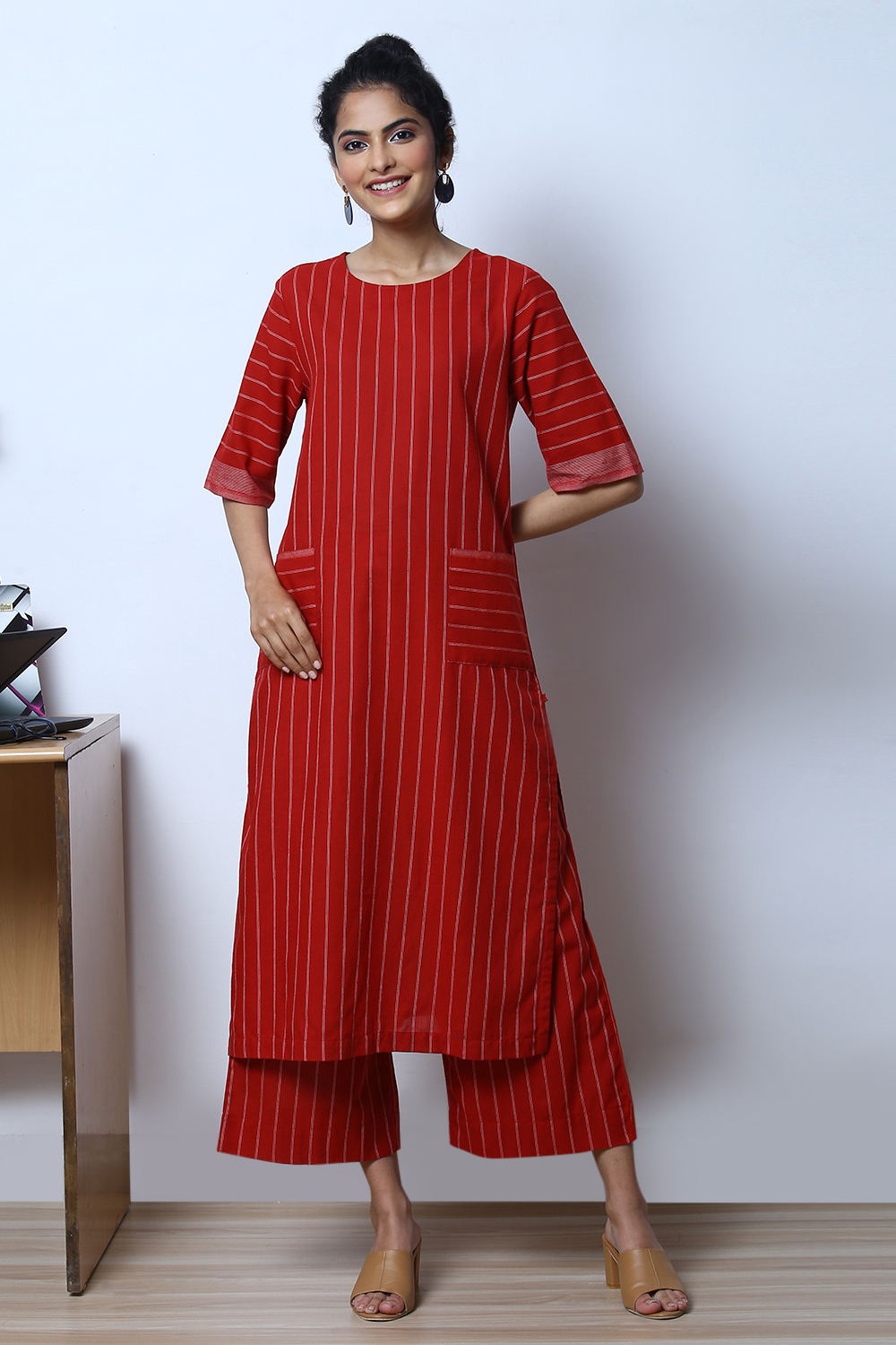 Red Cotton Straight Kurta Flared Palazzo Suit Set image number 3