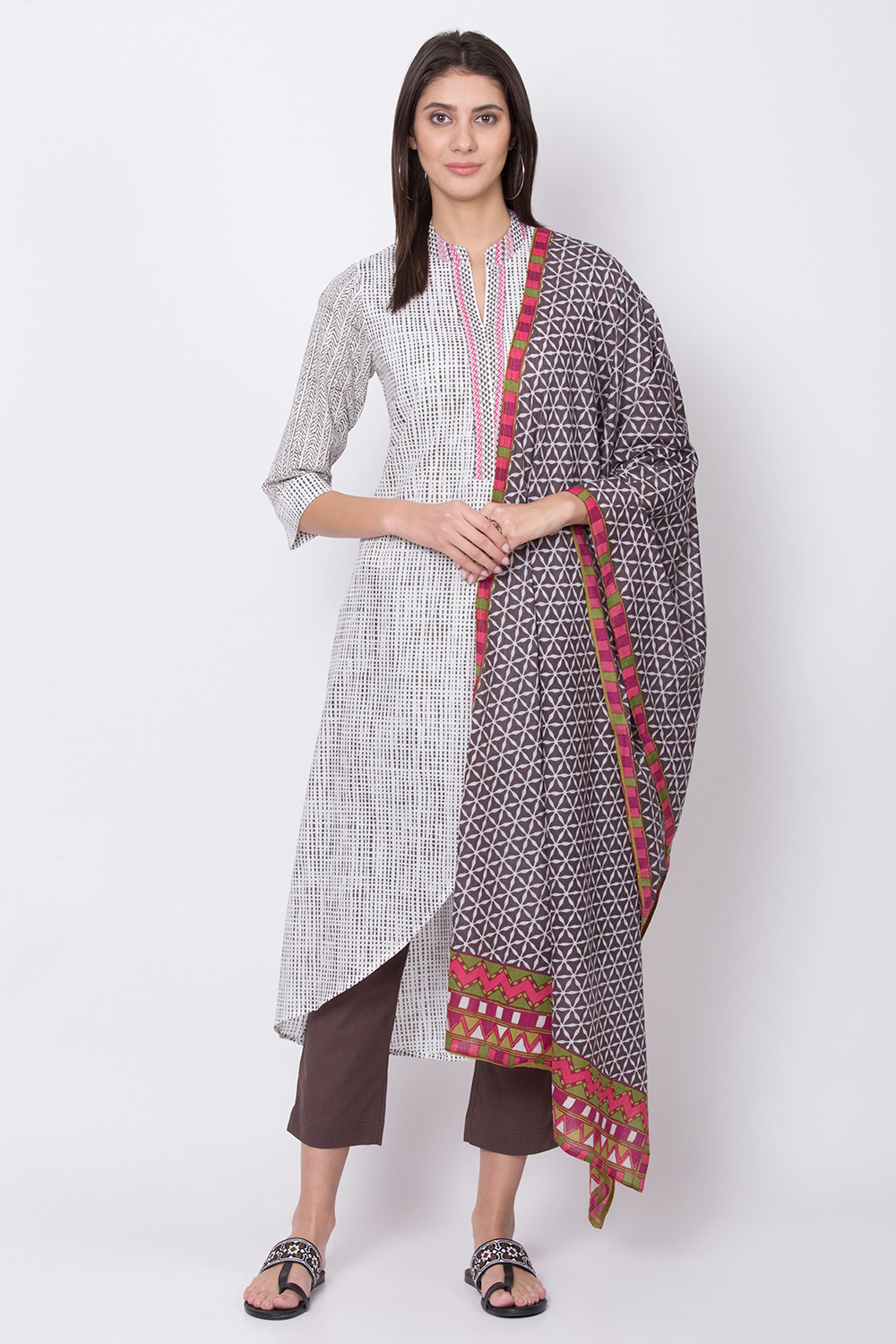 Off White Cotton A-Line Kurta Slim Pant Suit Set image number 0