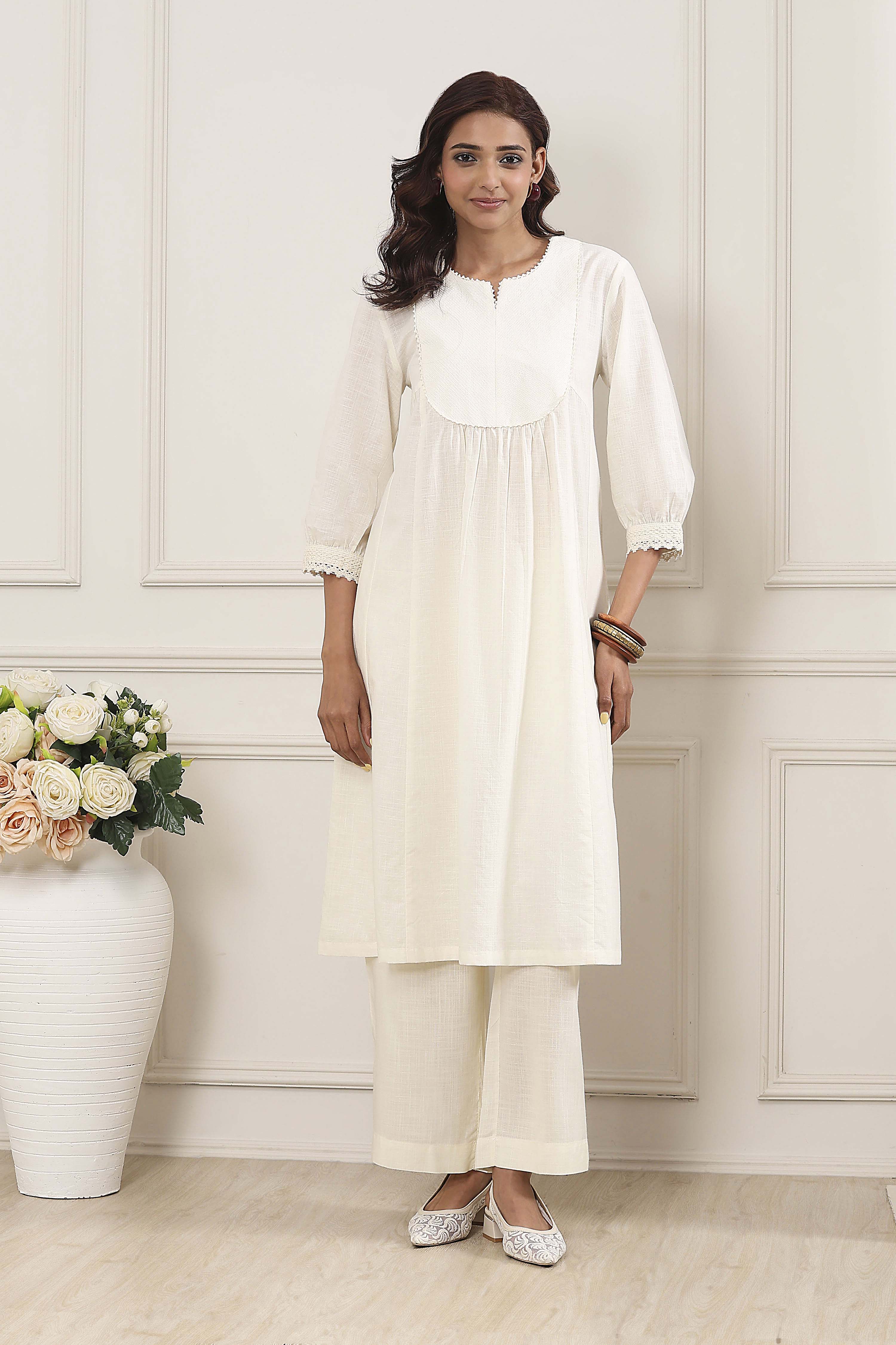 Off-White Cotton Solid A-Line Kurta image number 5