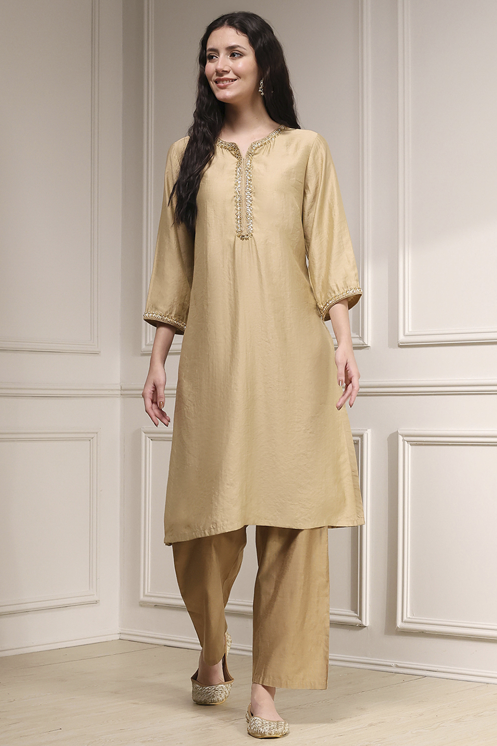 Beige Polyester Blend Straight Solid Kurta image number 5