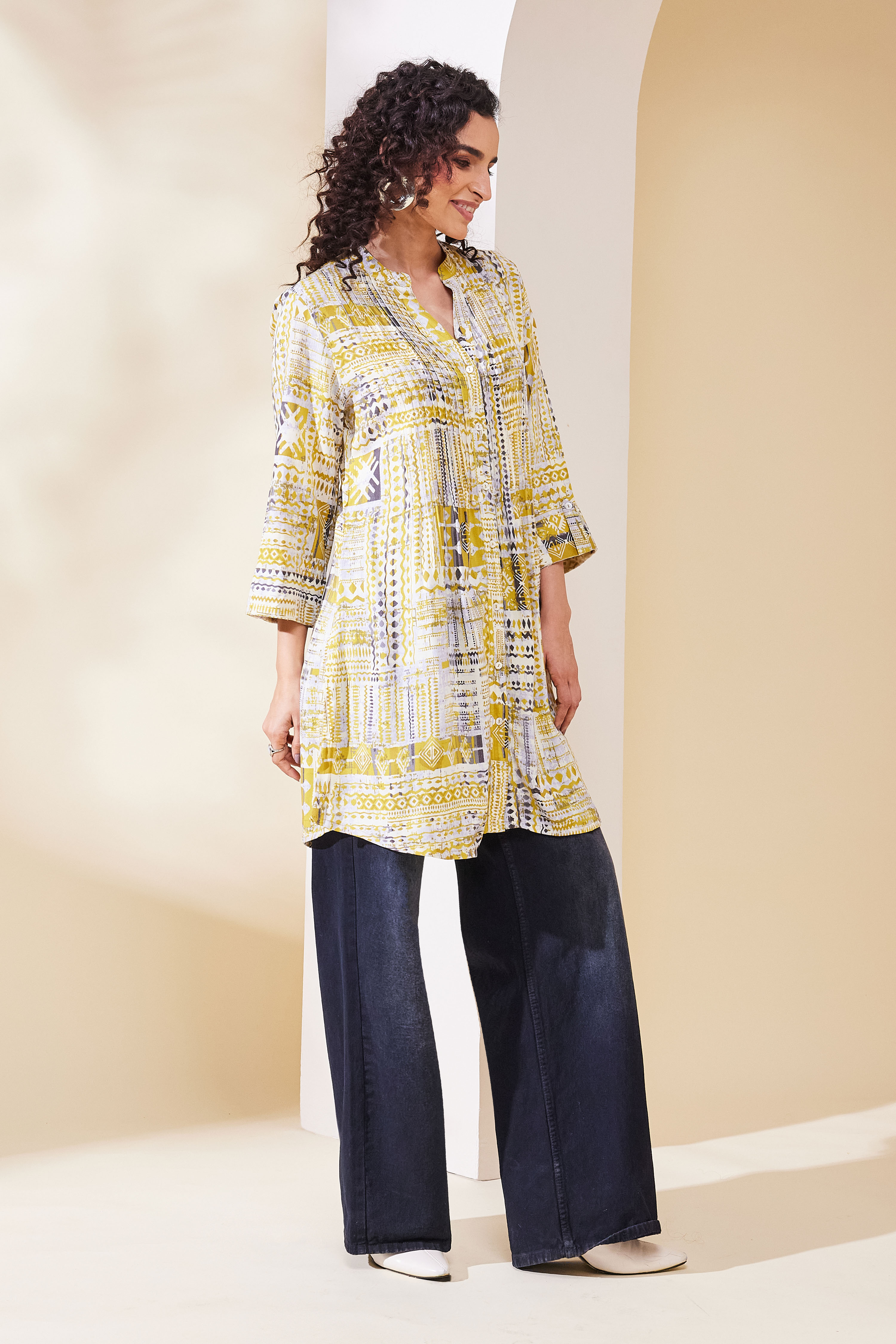 Mustard Viscose Rayon Straight Kurta image number 3