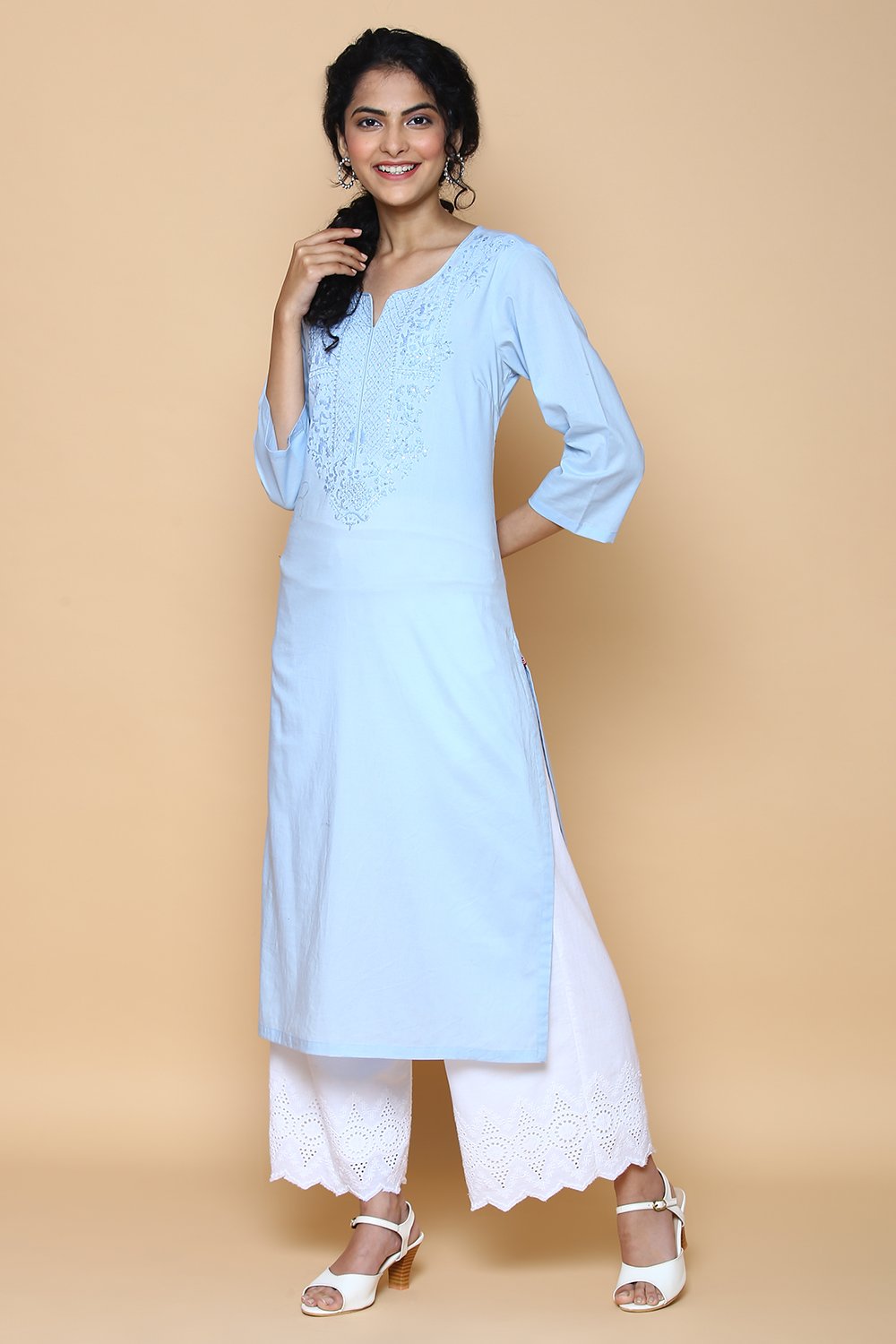 Ice Blue Cotton Embroidered Kurta image number 3