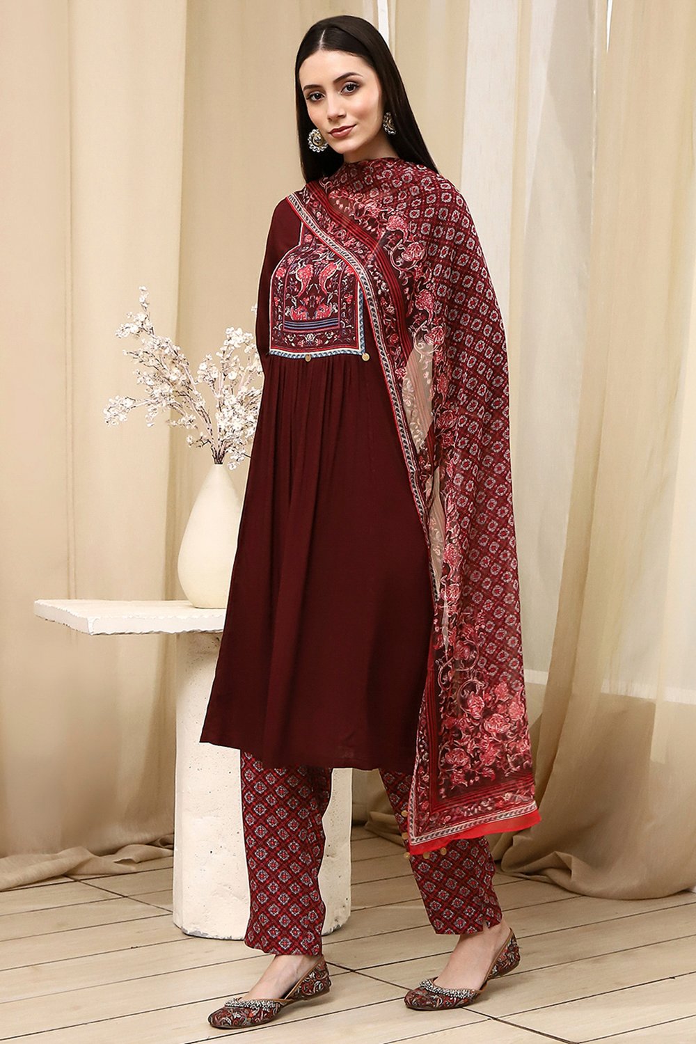 Brown Rayon Viscose Narrow Suit Set image number 3