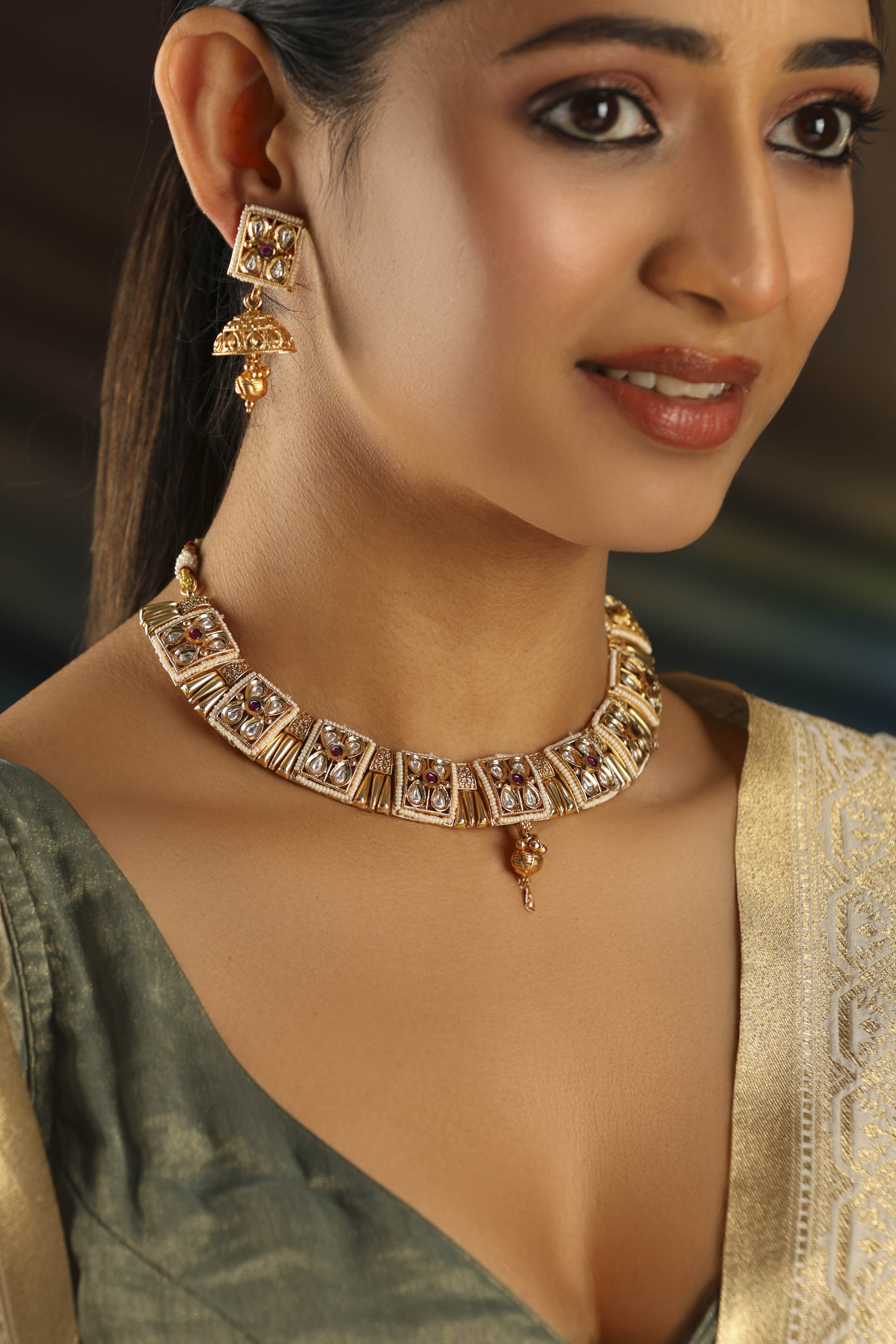 Dark Pink Alloy Necklace Set image number 1