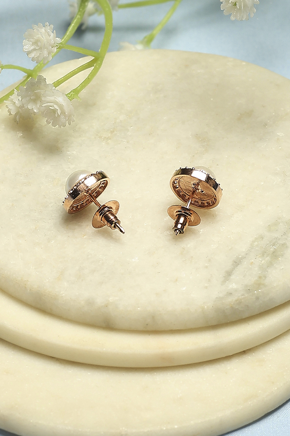 Pearl Brass Studs image number 2
