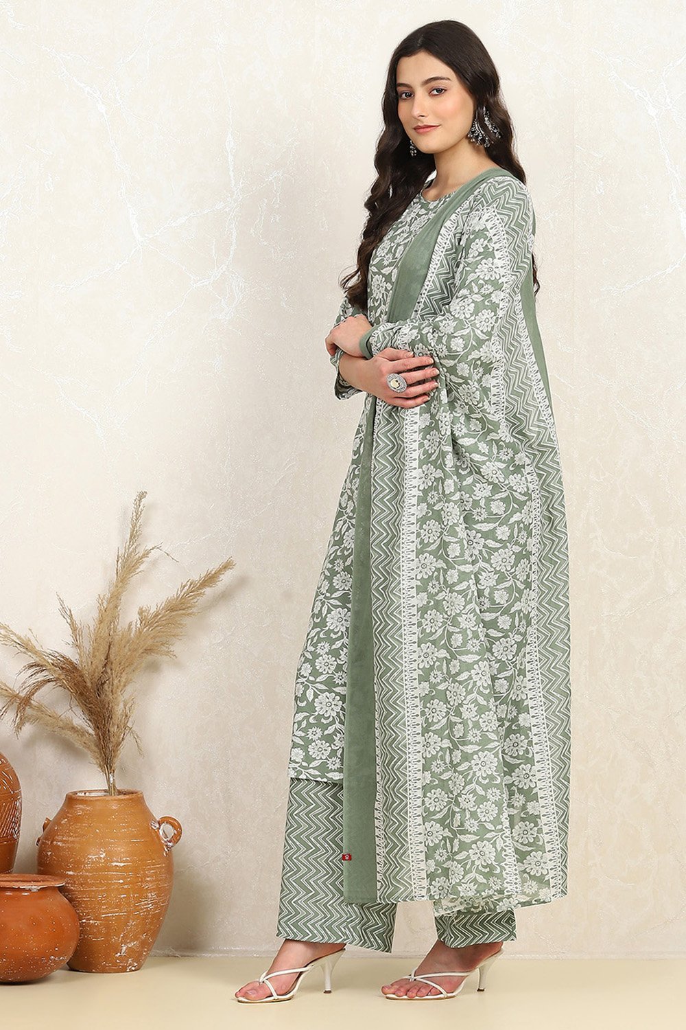 Mustard Cotton Screen Print Unstitched Suit Set image number 4