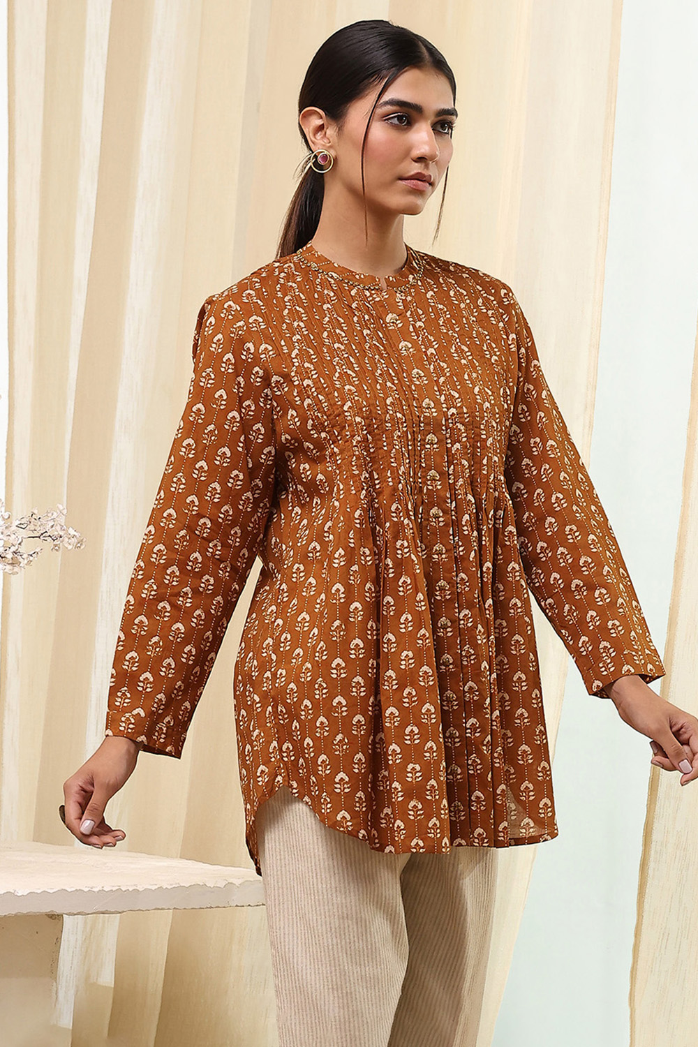 Mustard Cotton Regular Shirt image number 4
