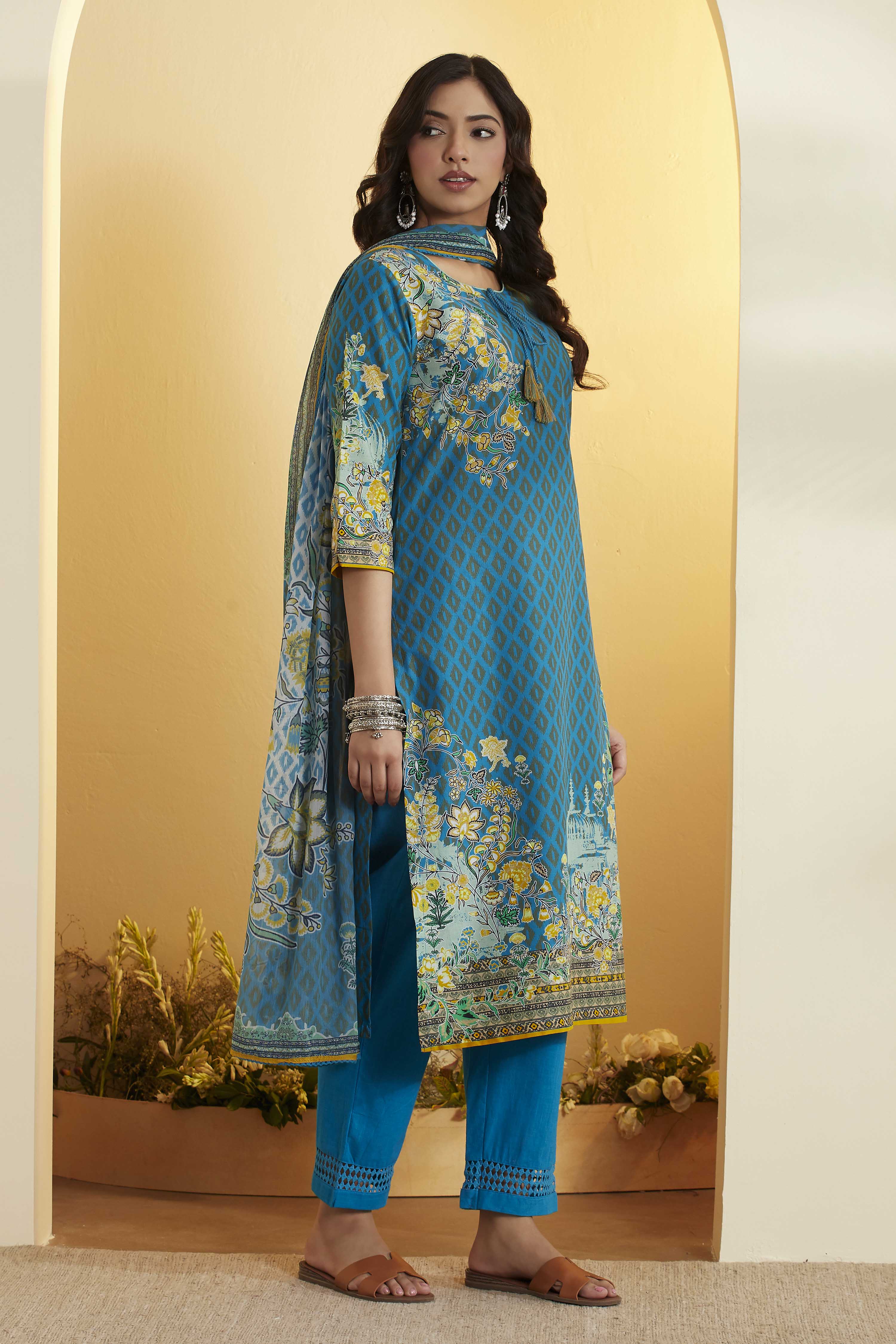 Turquoise Cotton Straight Printed Kurta Ankle Length Suit Set image number 4