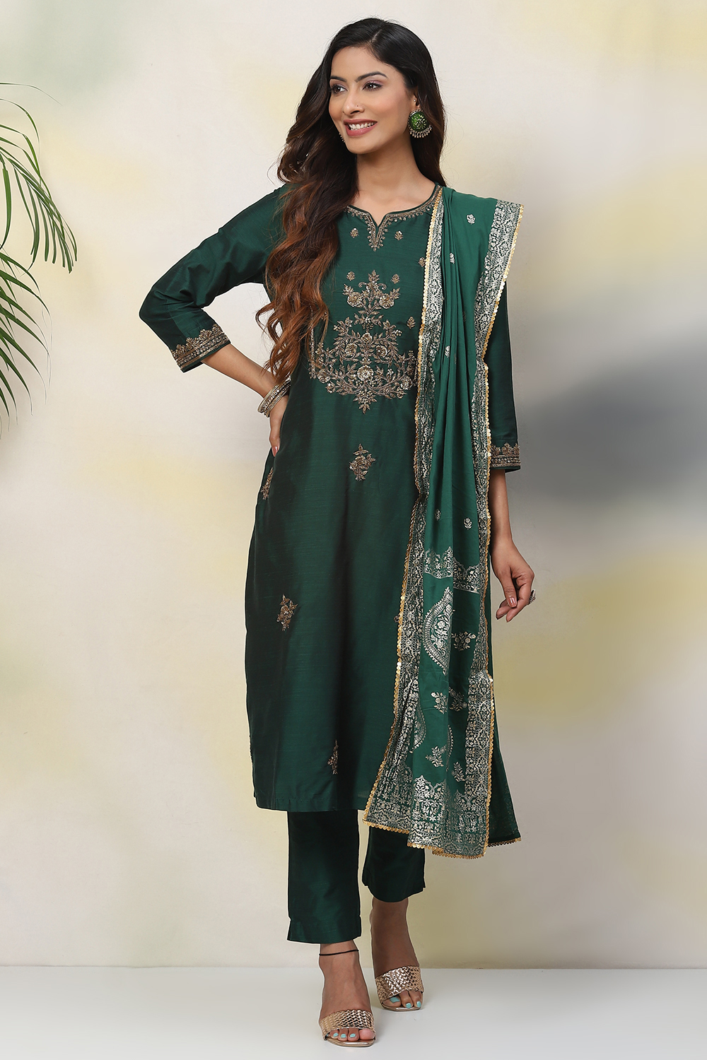 Black Poly Viscose A-Line Kurta Slim Pant Suit Set image number 5