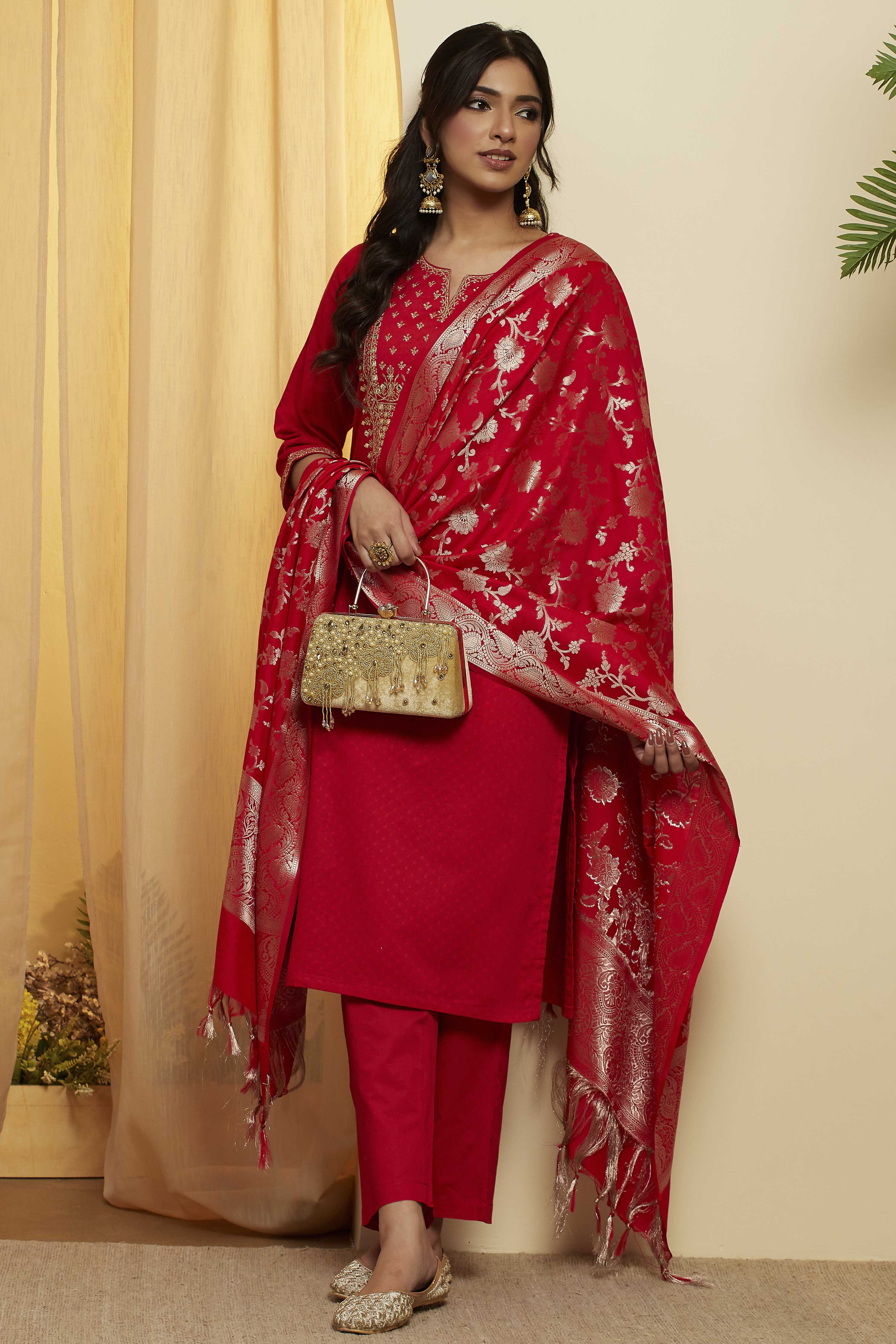 Red Floral Woven Design Dupatta image number 0