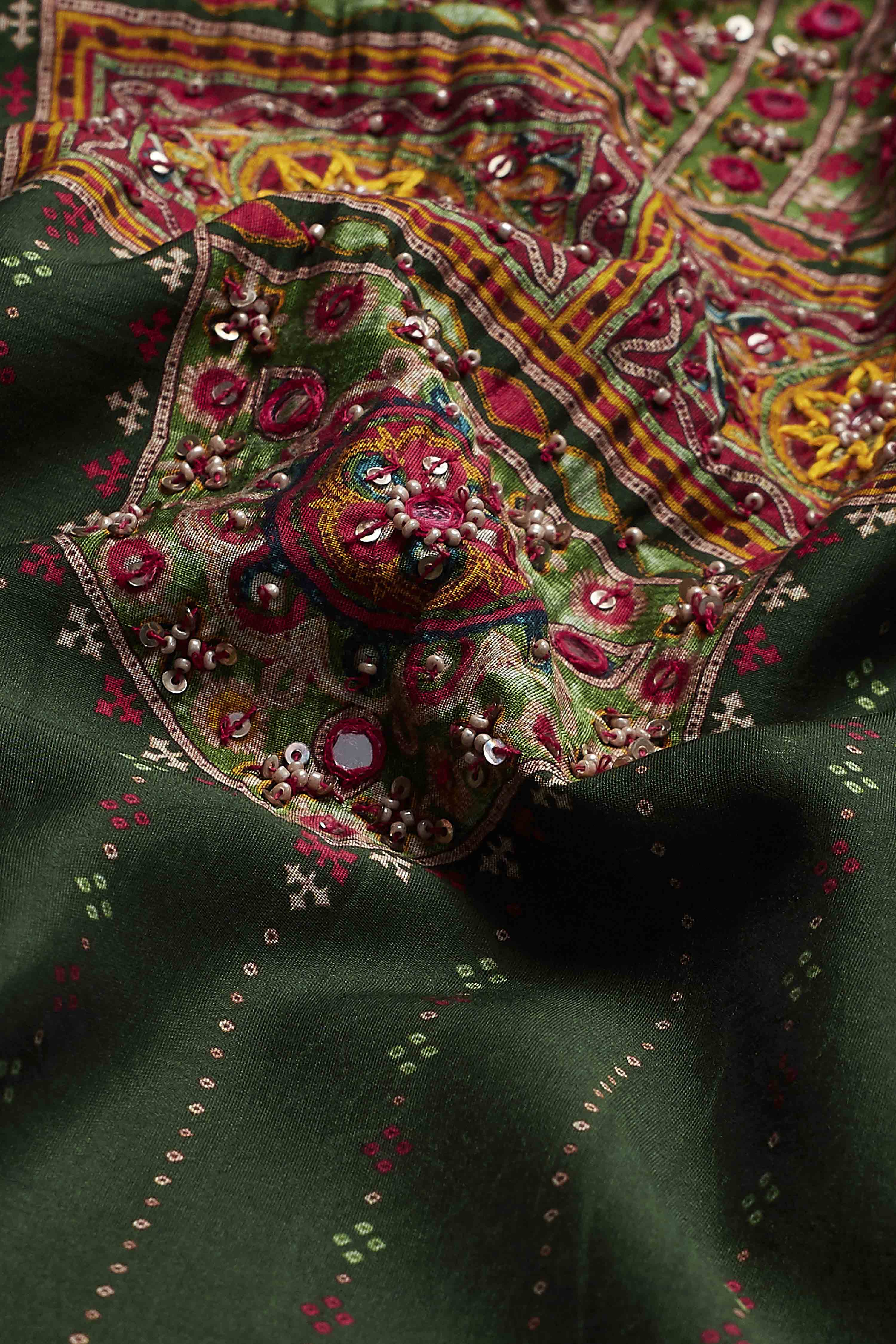 Green Viscose Rayon Printed Straight Kurta Set image number 3