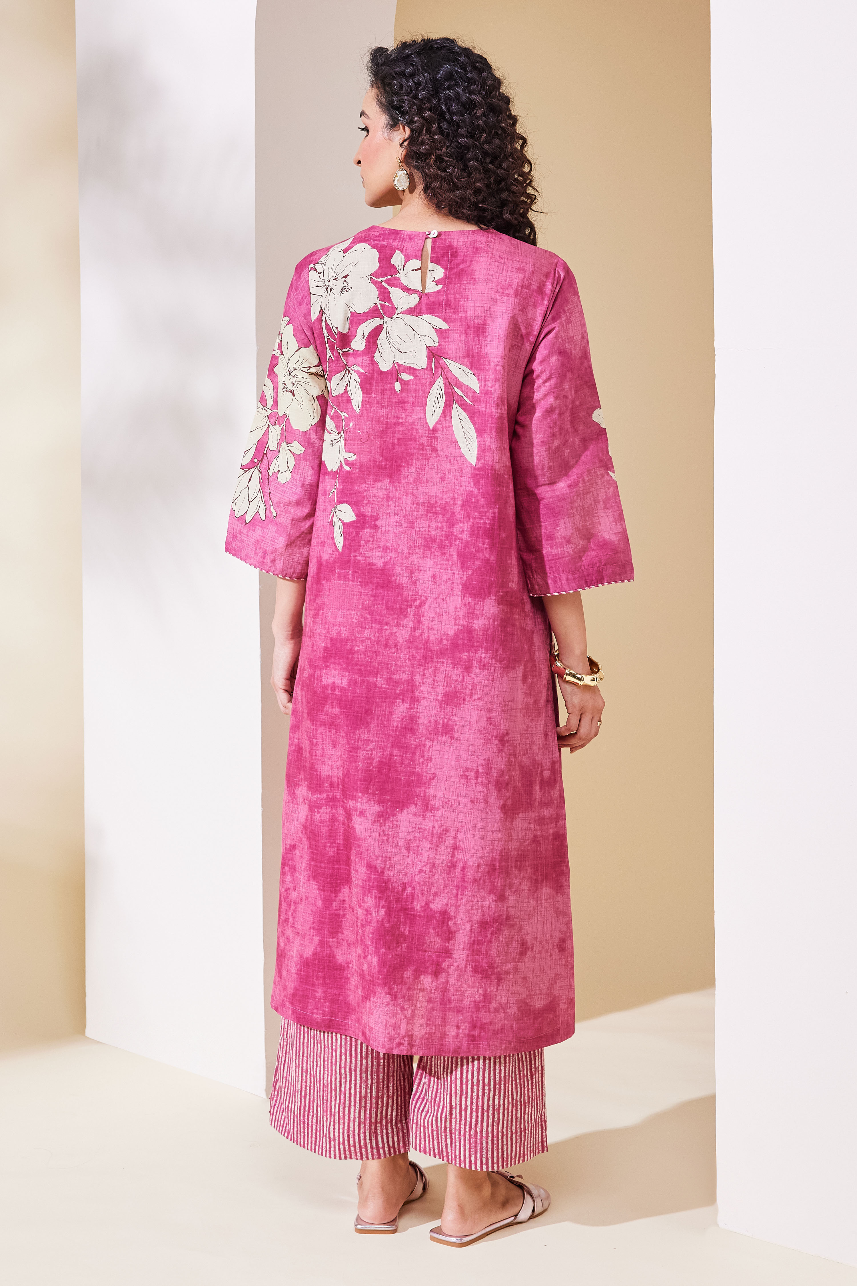 Indigo Blue Cotton Floral Straight Kurta Set image number 4