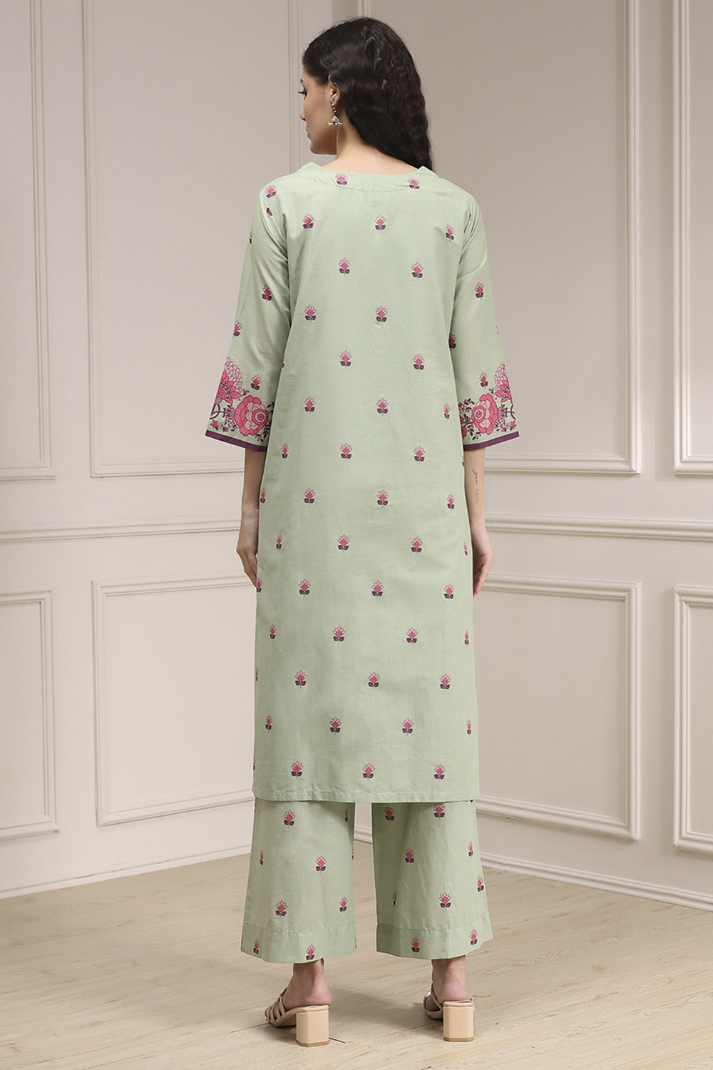 Sage Green Cotton Printed Straight Suit Set image number 4