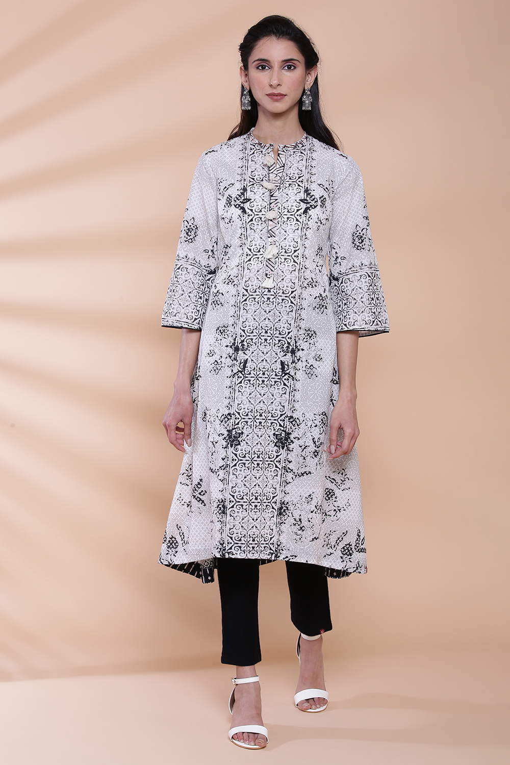 Black Cotton A-line Printed Kurta image number 4