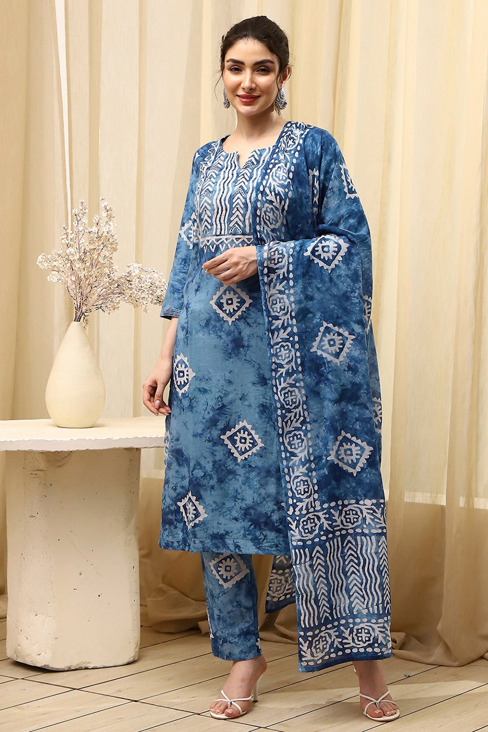 Blue Cotton  Unstitched Suit Set image number 7