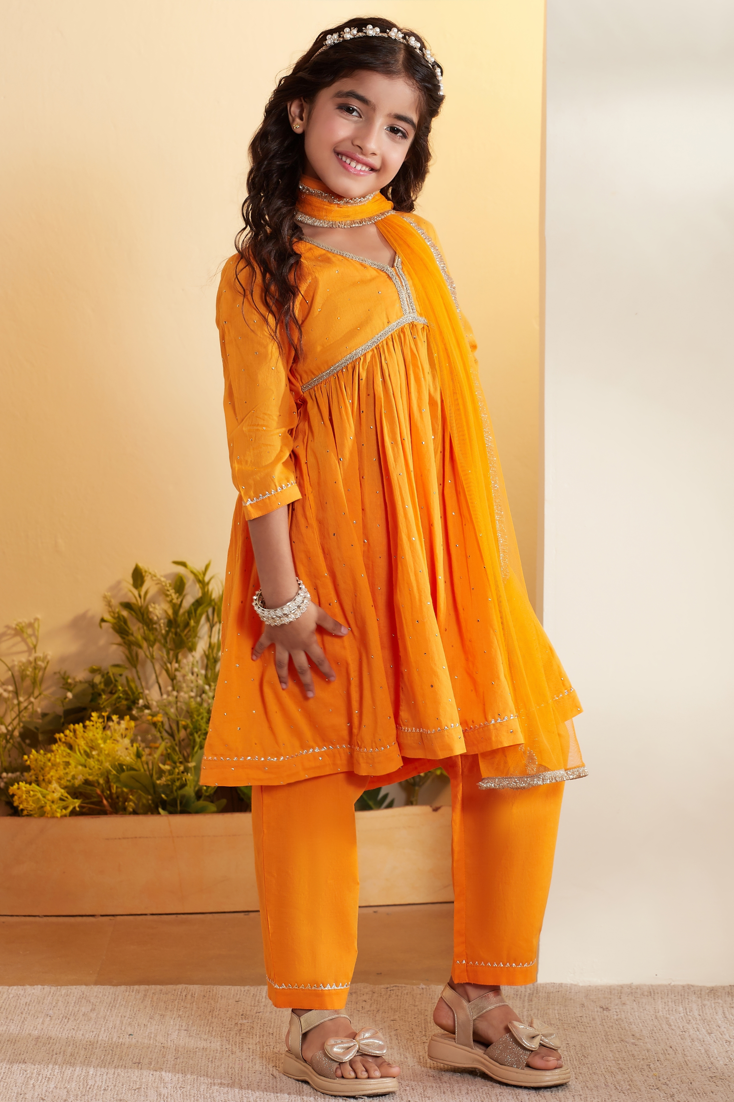 Yellow Cotton Embellished Anarkali Kurta Set image number 4