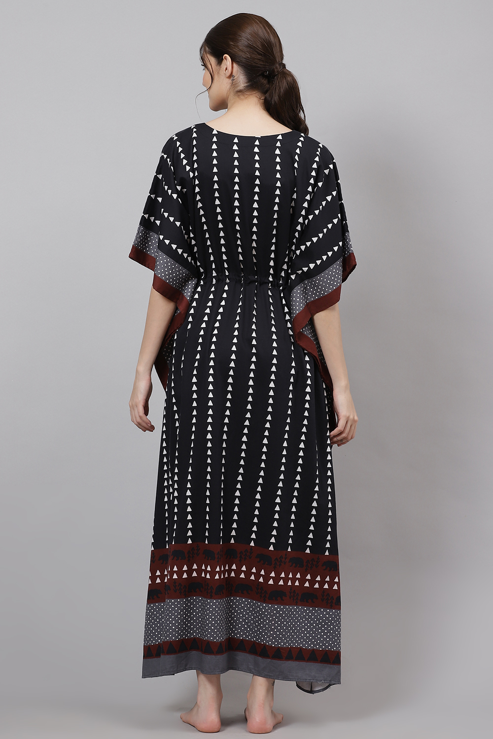 Black Straight Cotton Printed Sleepwear image number 5