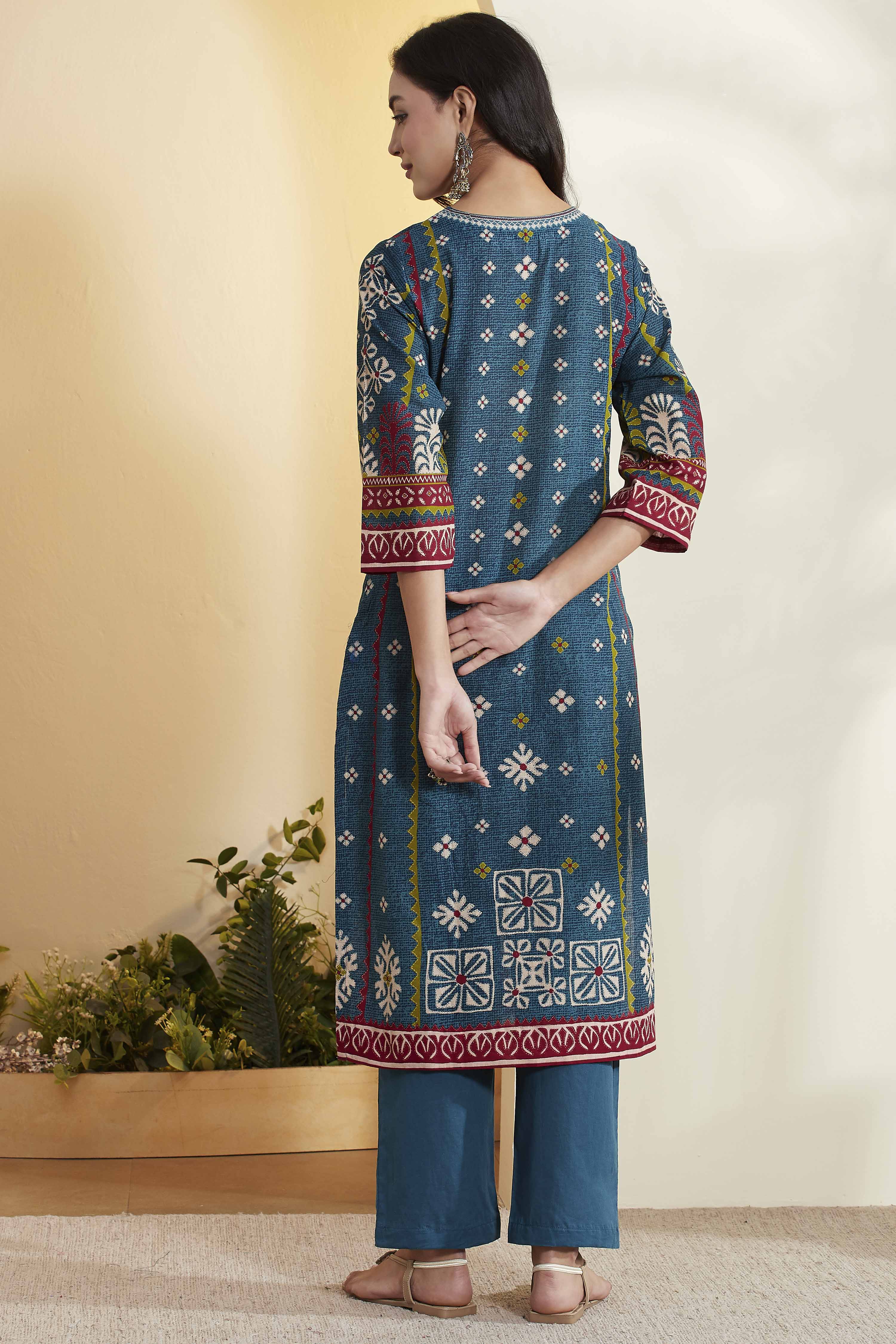 Red Cotton Printed Straight Kurta Set image number 6