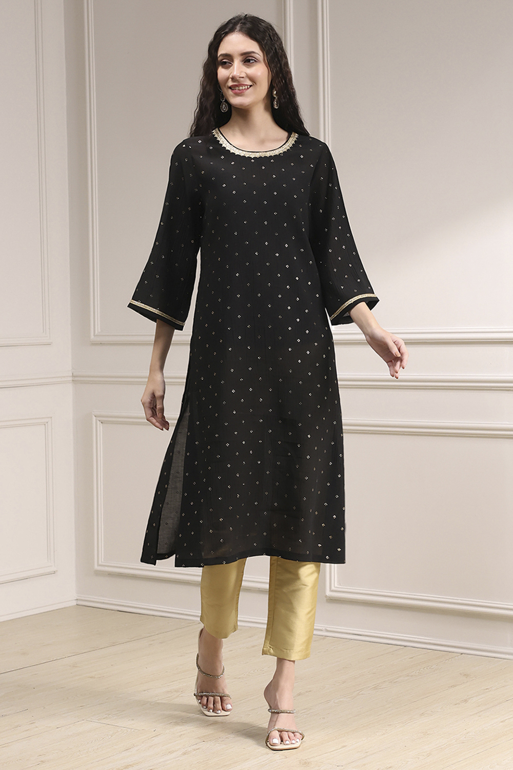 Black Metallic Pattern Straight Kurta image number 5