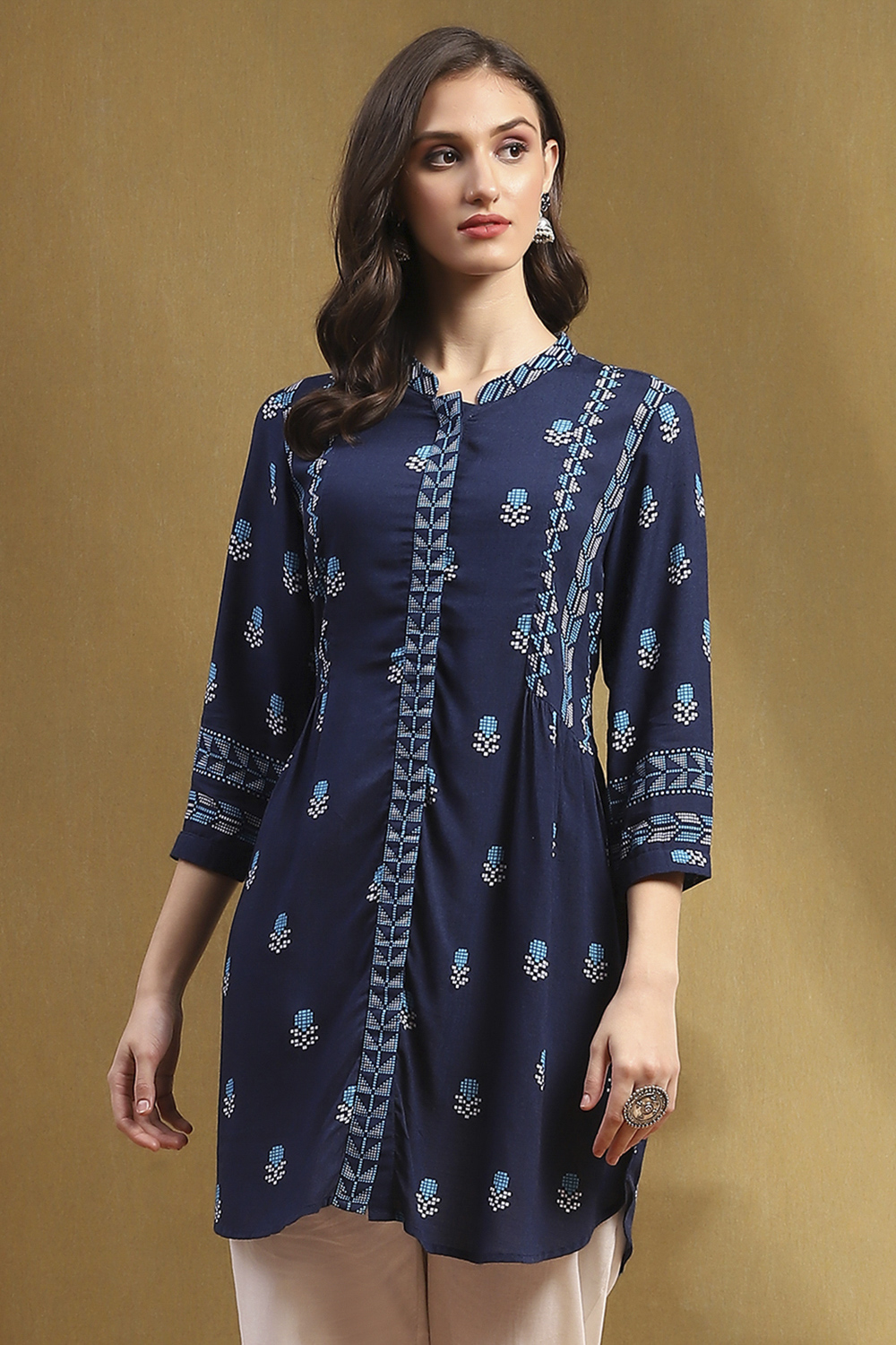 Navy Blue Floral Printed Gathered Short Kurta image number 5