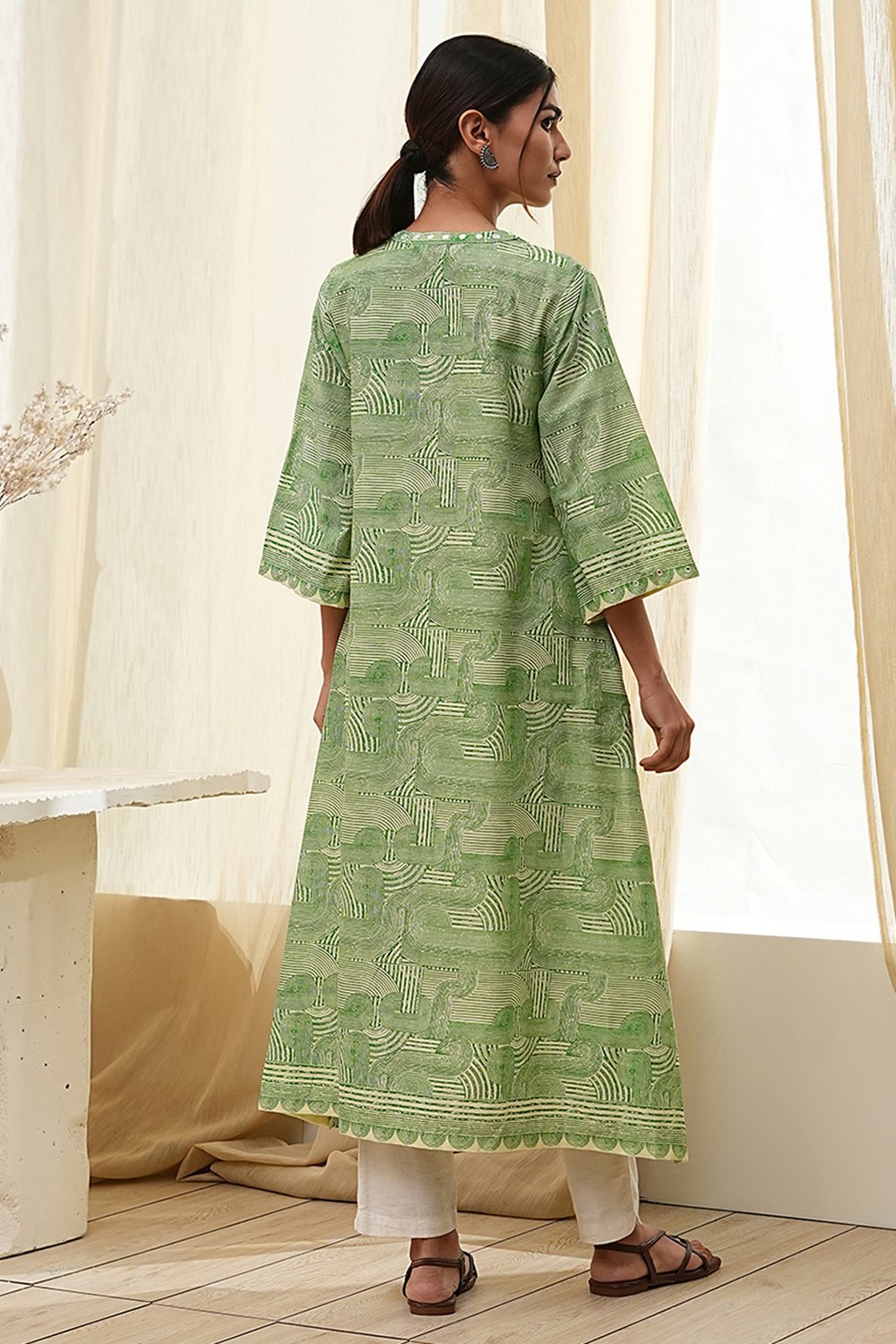 Green Pure Cotton Printed Straight Kurta image number 3