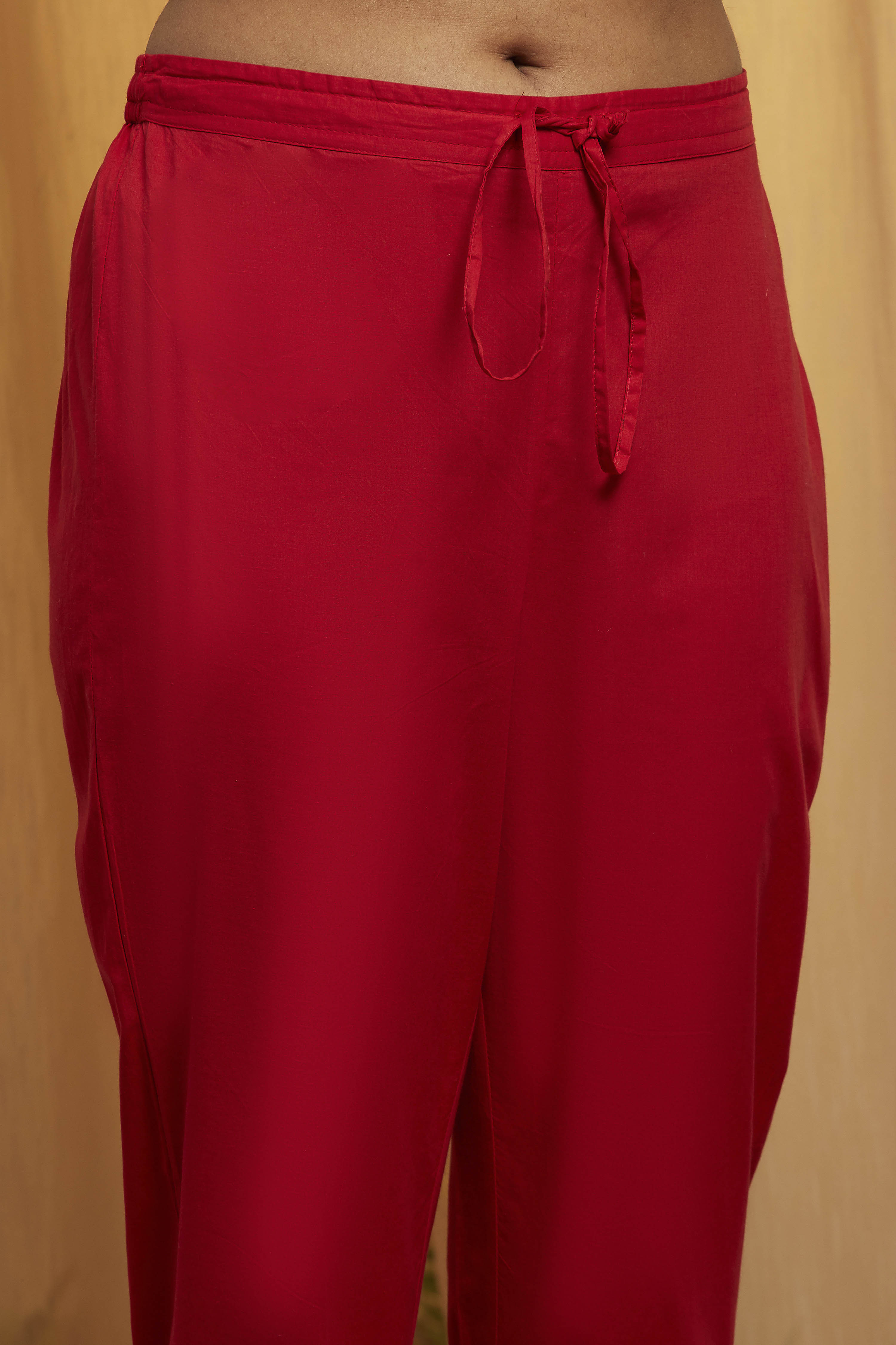 Red Cotton Straight Suit Set image number 2