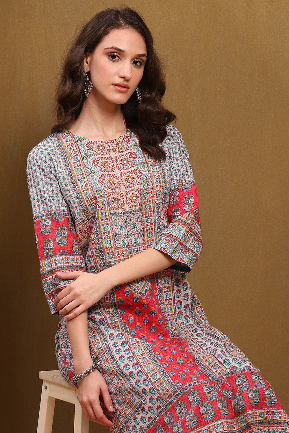 Beige and Blue Cotton Printed Straight Kurta Set image number 7