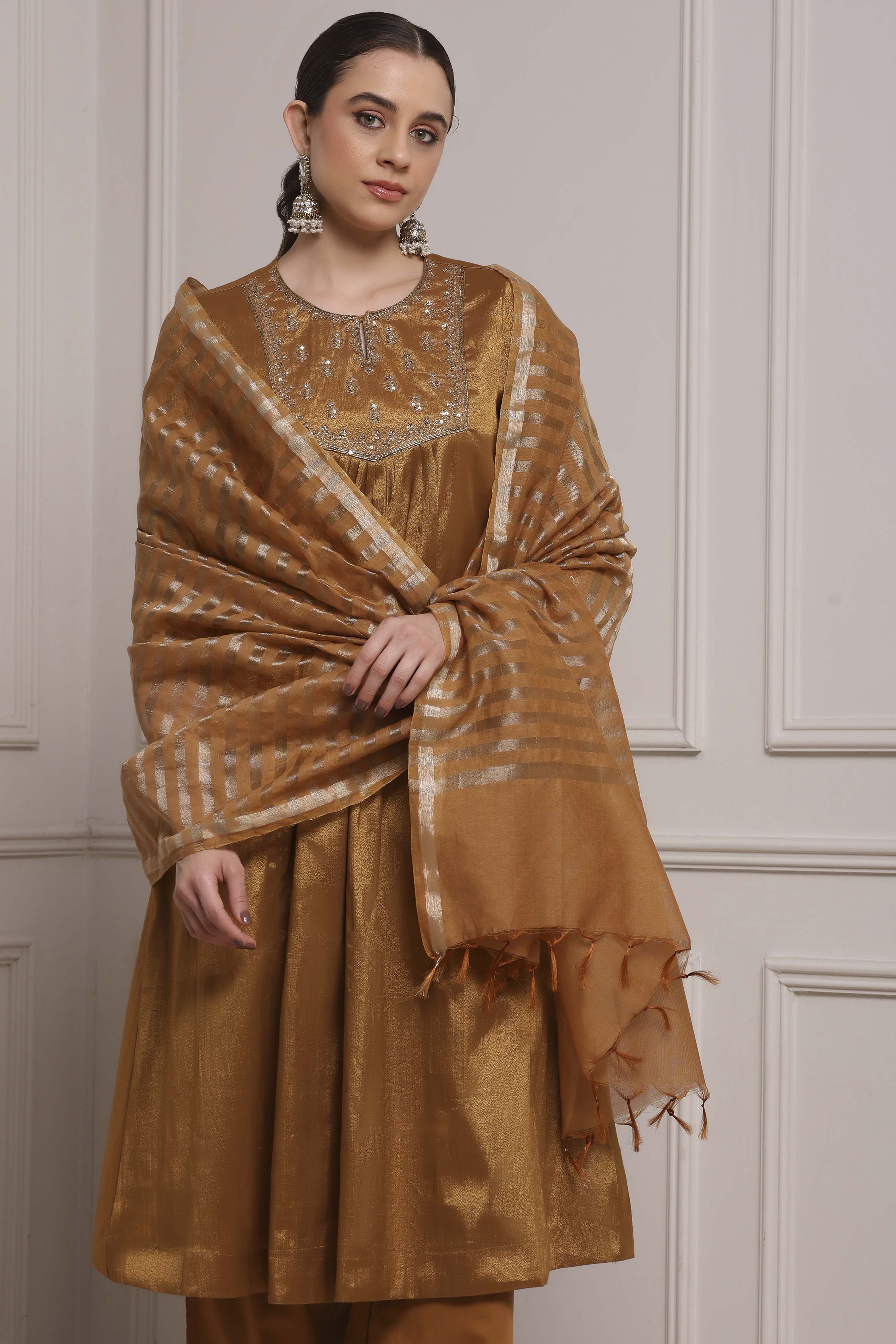 Copper Cotton Gathered Dyed Suit Set image number 7