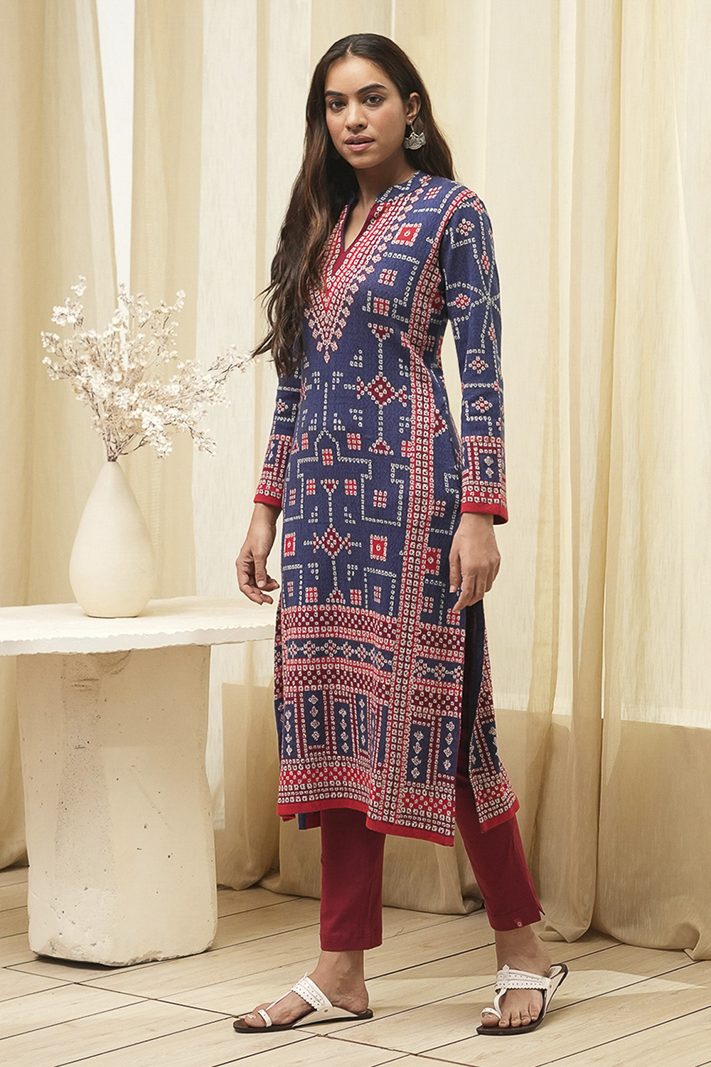 Royal Blue Acrylic Straight Kurta image number 2