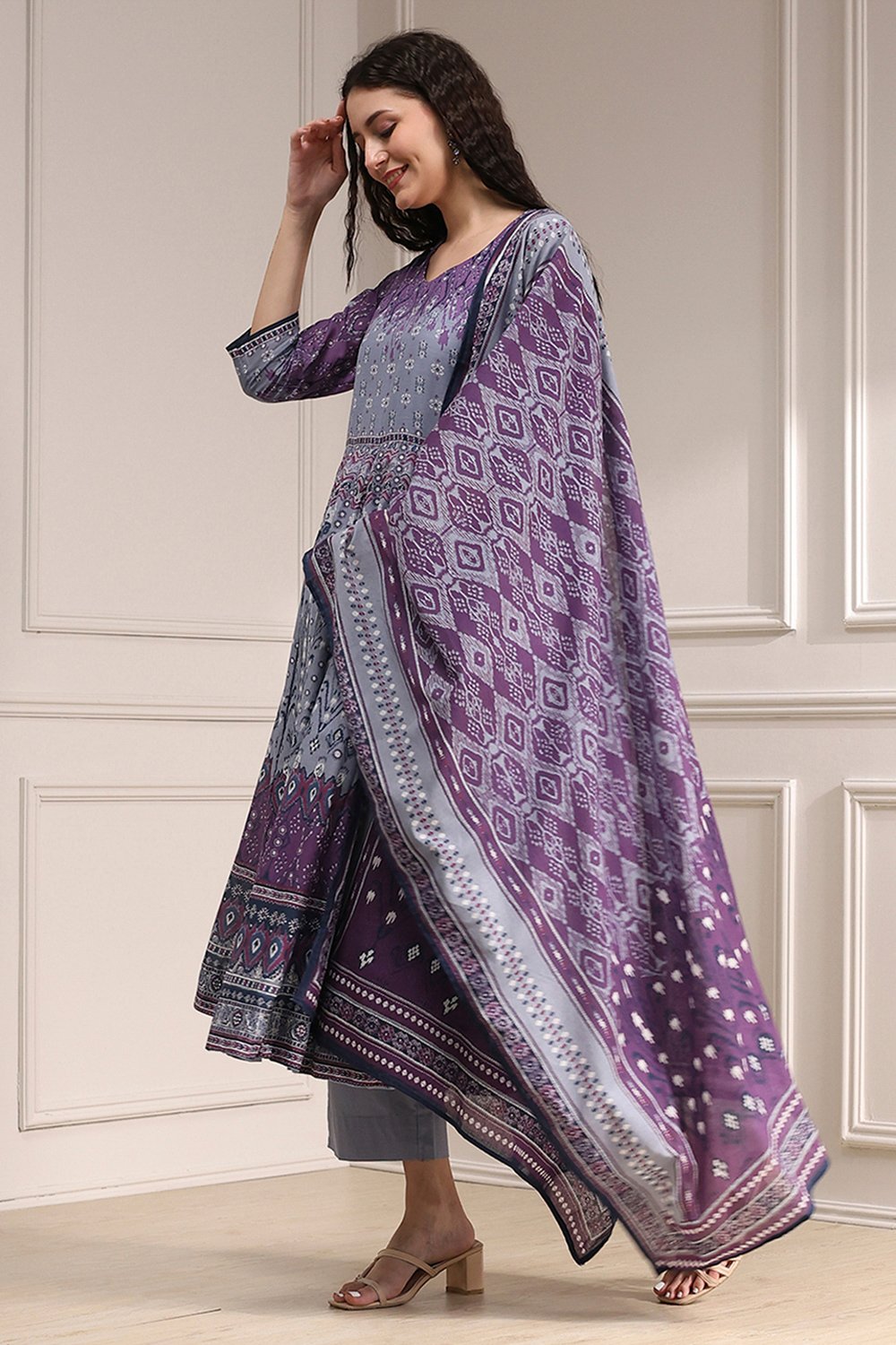 Lilac Cotton Printed Anarkali Suit Set image number 3