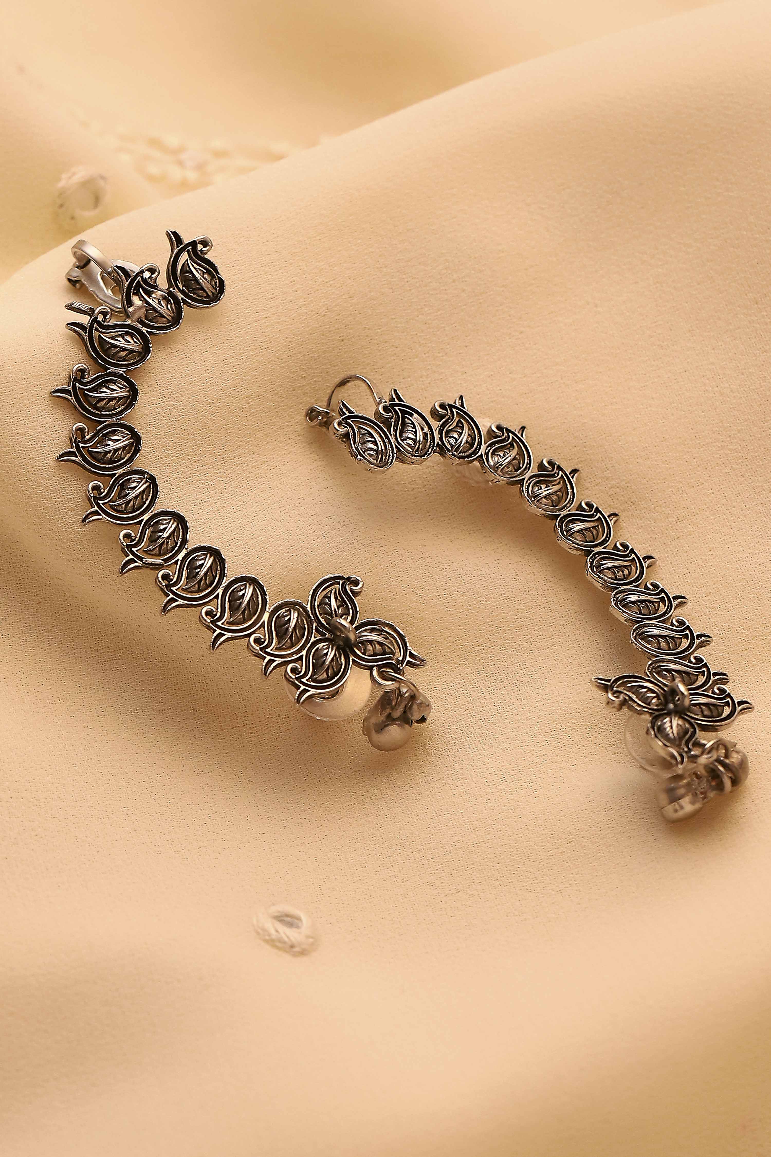 Oxidised Alloy Oxidised Earcuff image number 0