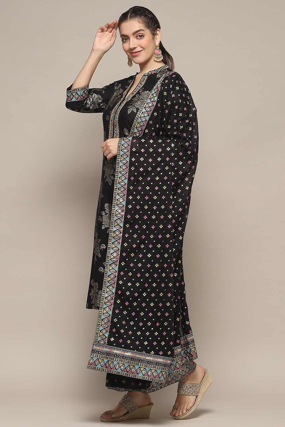 Black Cambric Straight Kurta Palazzo Suit Set image number 4