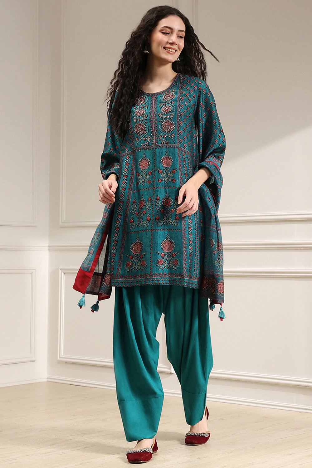 Brown Printed Straight Suit Set image number 0
